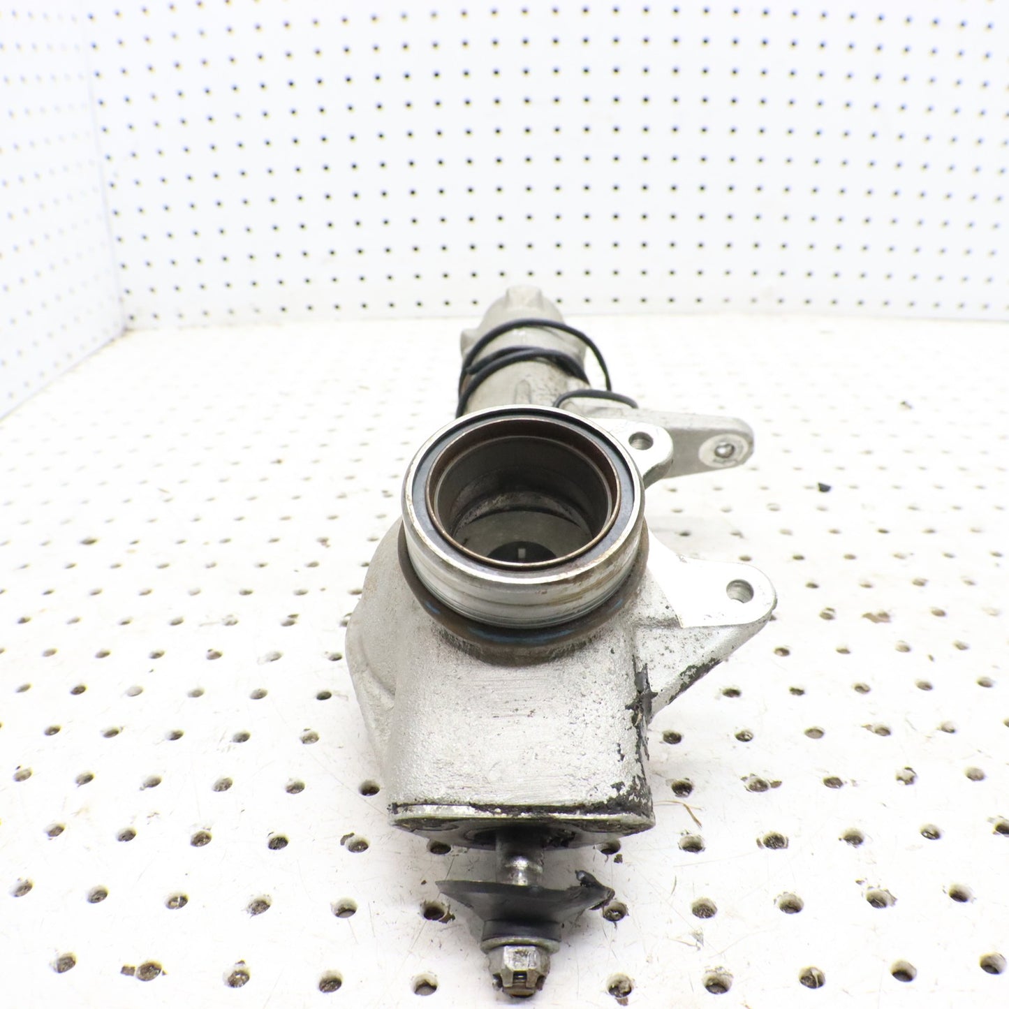 1995 Polaris Xplorer 400 Front Hub Strut LEFT 2200598 1843054