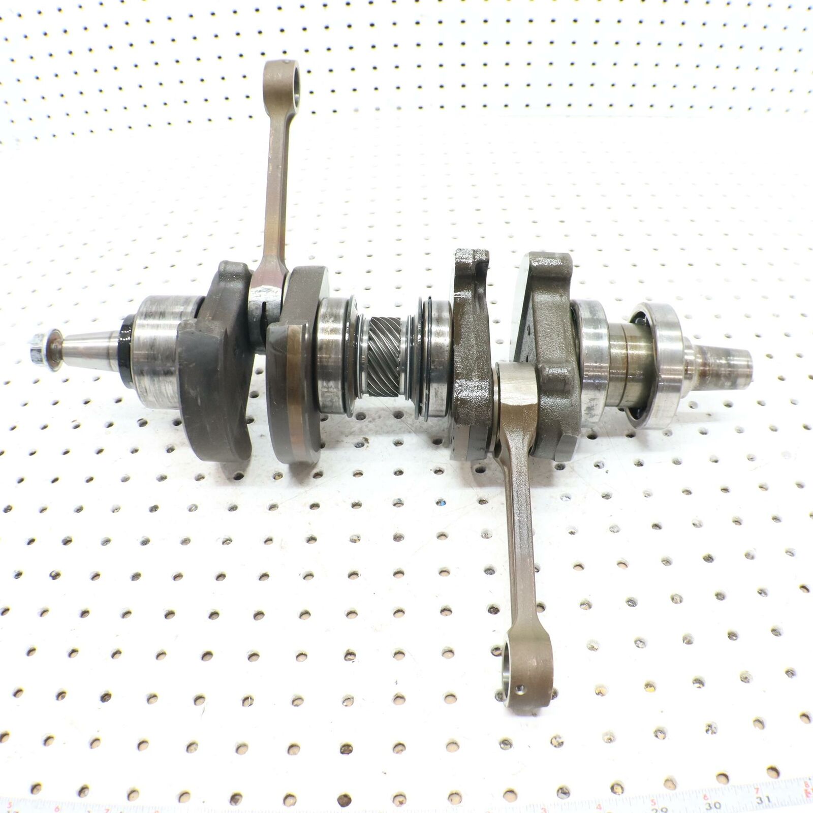 2006 POLARIS RMK 700 ENGINE MOTOR CRANKSHAFT CRANK SHAFT  2203617 core