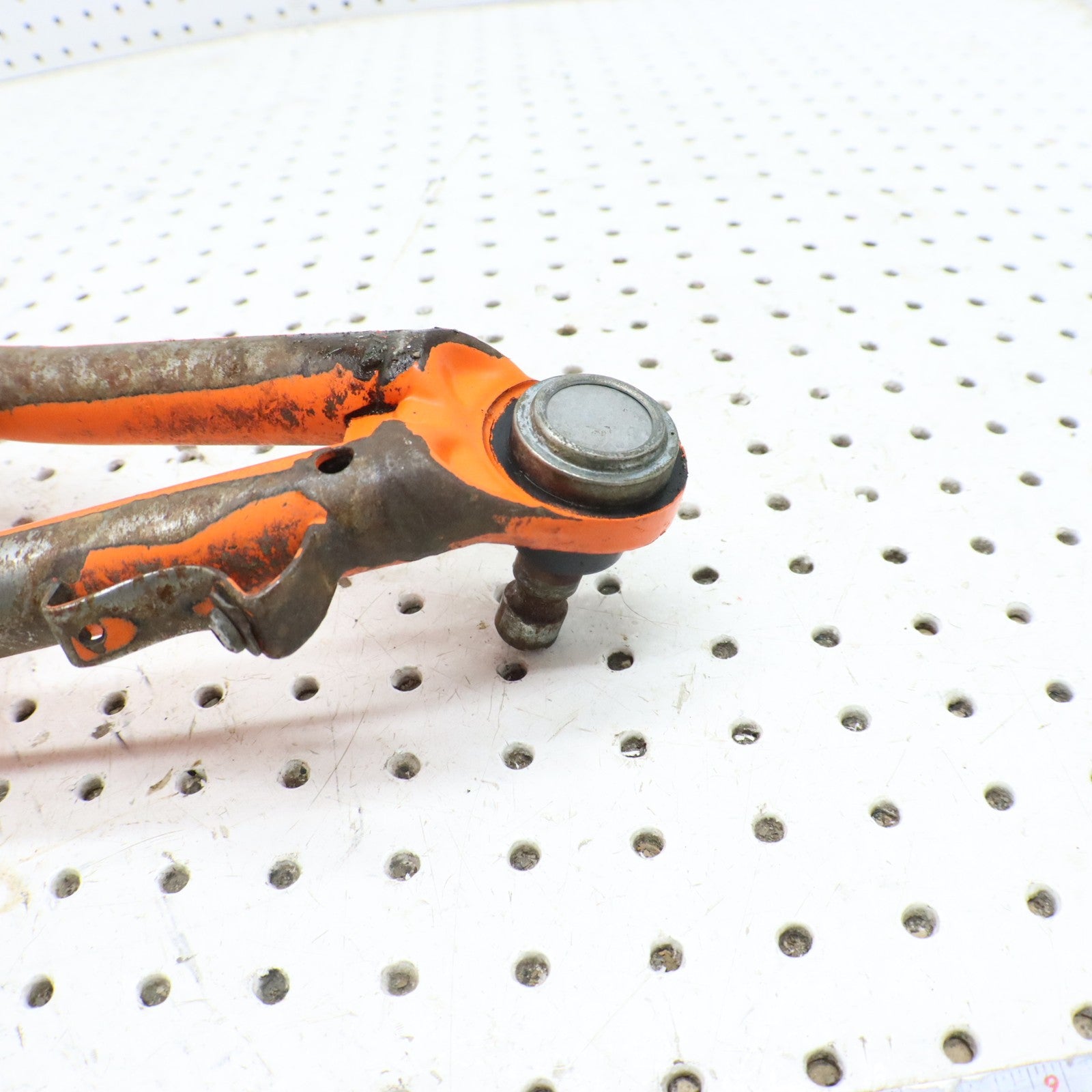 2013 Polaris Ranger Xp 900 Front Lower Right Control A Arm 1018170-589 1018170