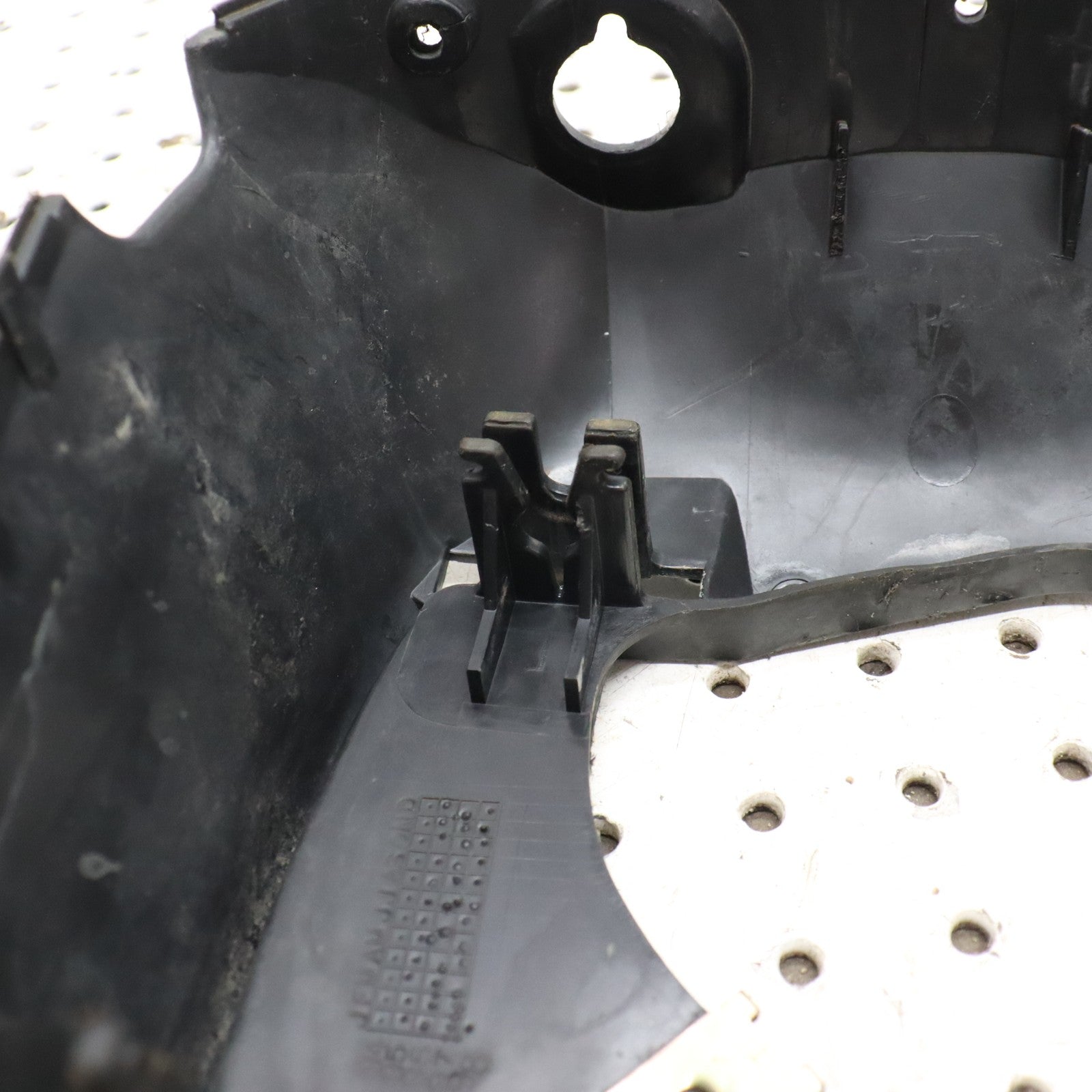 1998 Polaris Xplorer 400l Headlight Gauge Pod Lower 5431811-070 