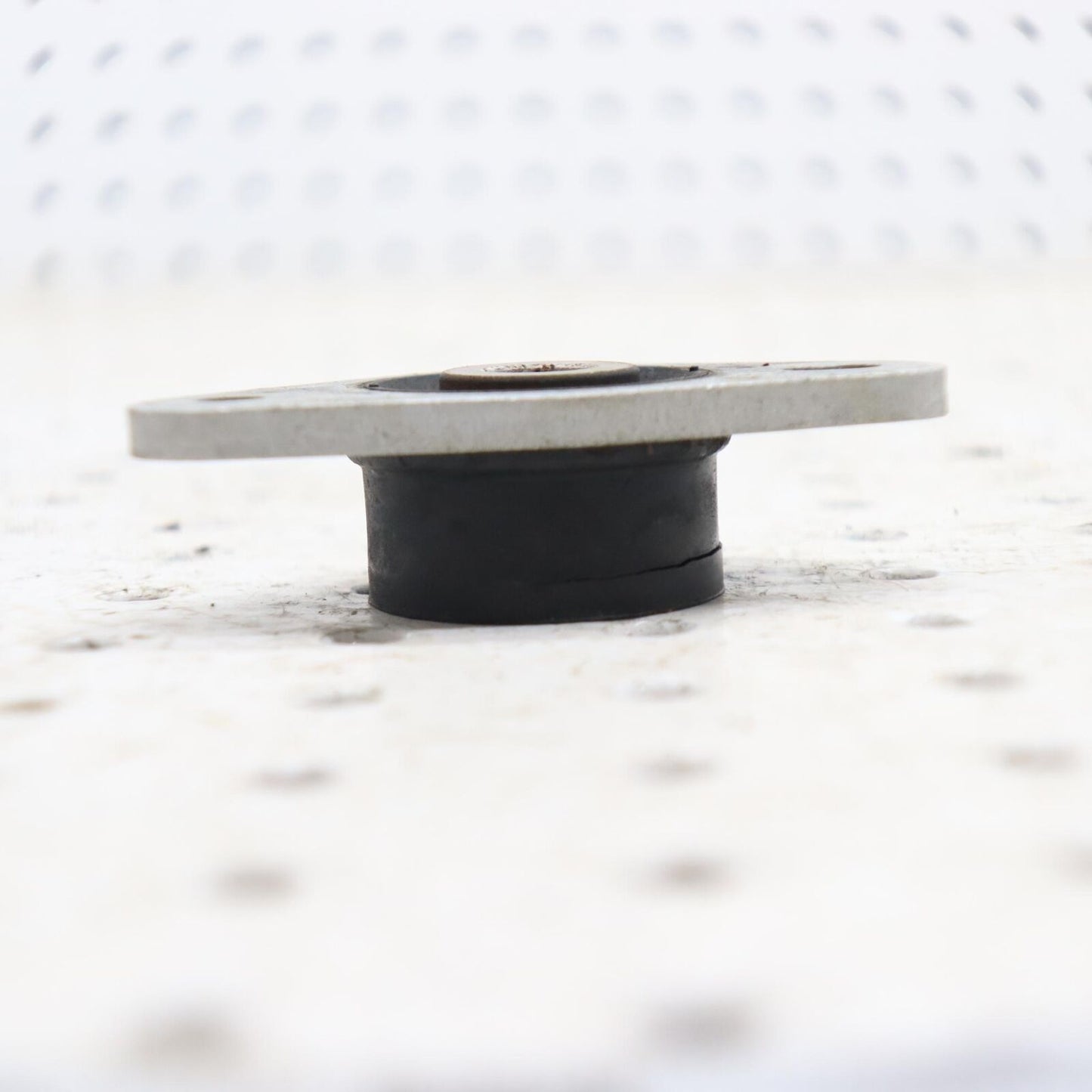 2015 POLARIS SWITCHBACK 800 MOTOR ENGINE MOUNT 3022713; 3023293