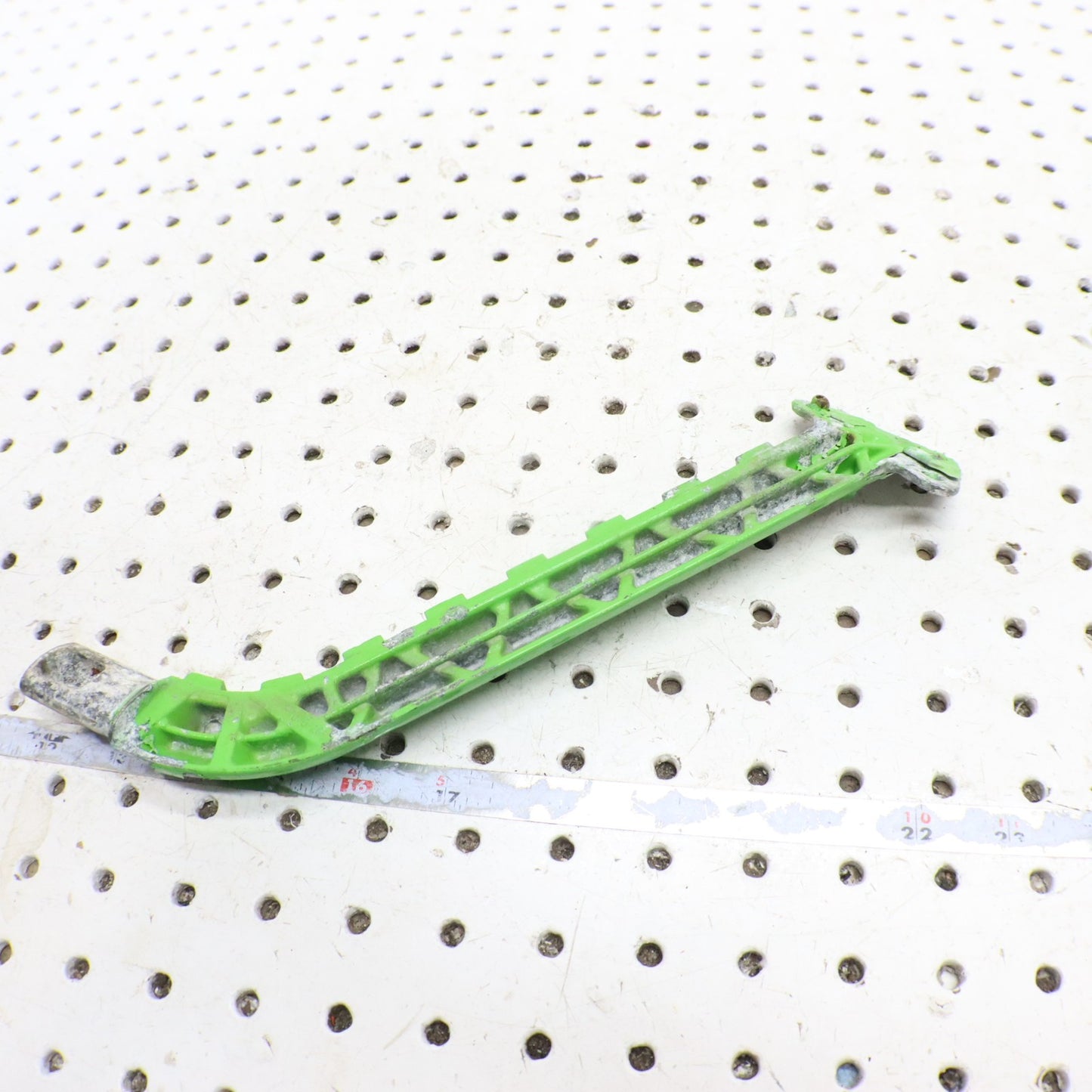 2016 Arctic Cat M8000 Tunnel Roll gusset right 2707-338