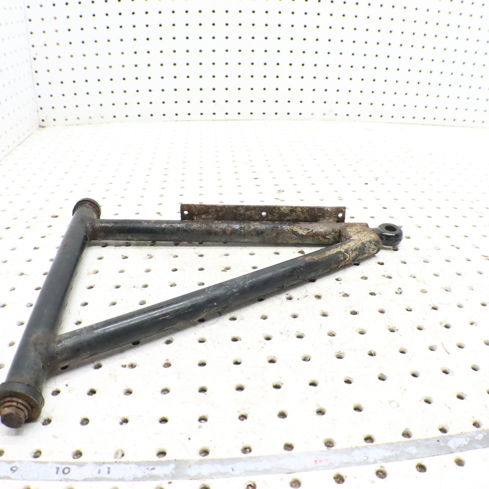 2003 Polaris Sportsman 600 Front Lower Right Control A Arm 2202275