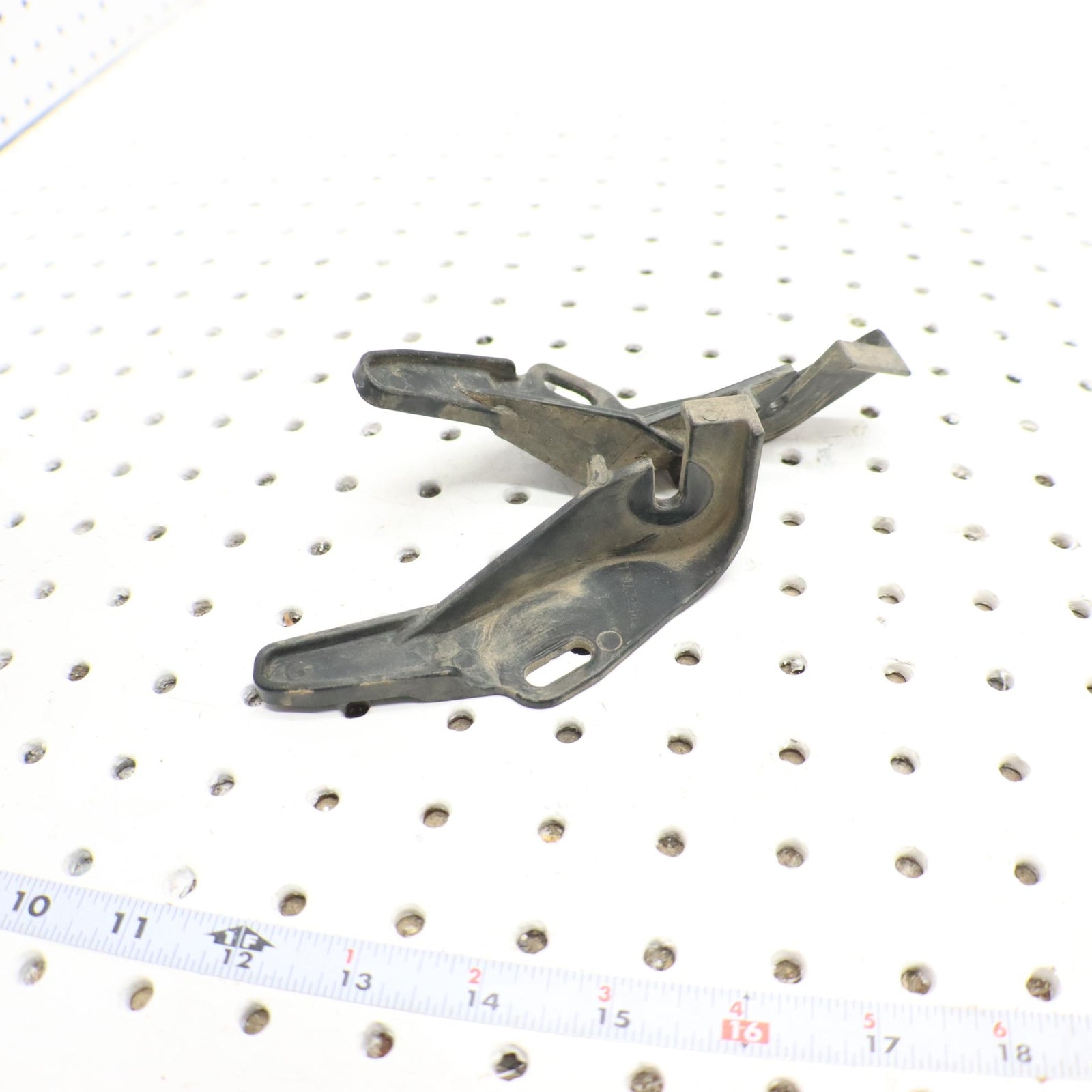 2016 POLARIS SPORTSMAN 570 SEAT BASE MOUNT BRACKET 5452276 5452277