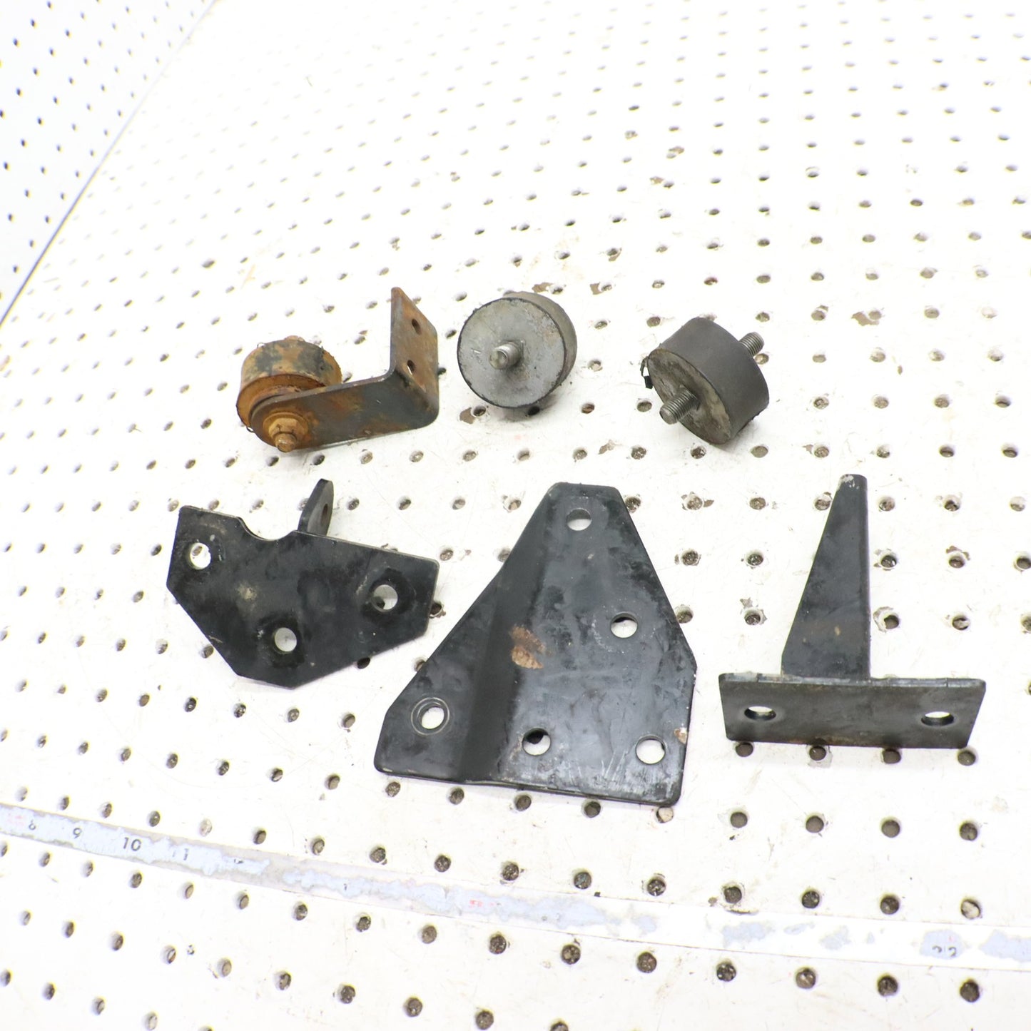 1998 Polaris Xplorer 400l Engine Motor Mounts 1040532 1040231 5240542 5241801