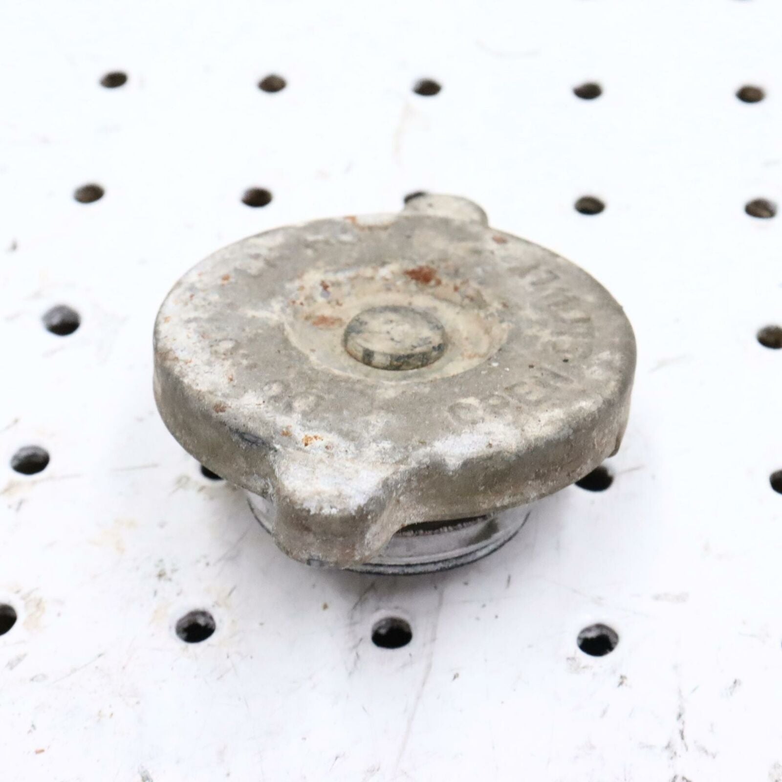 2000 POLARIS SPORTSMAN 500 RADIATOR CAP 1240044; 1240508