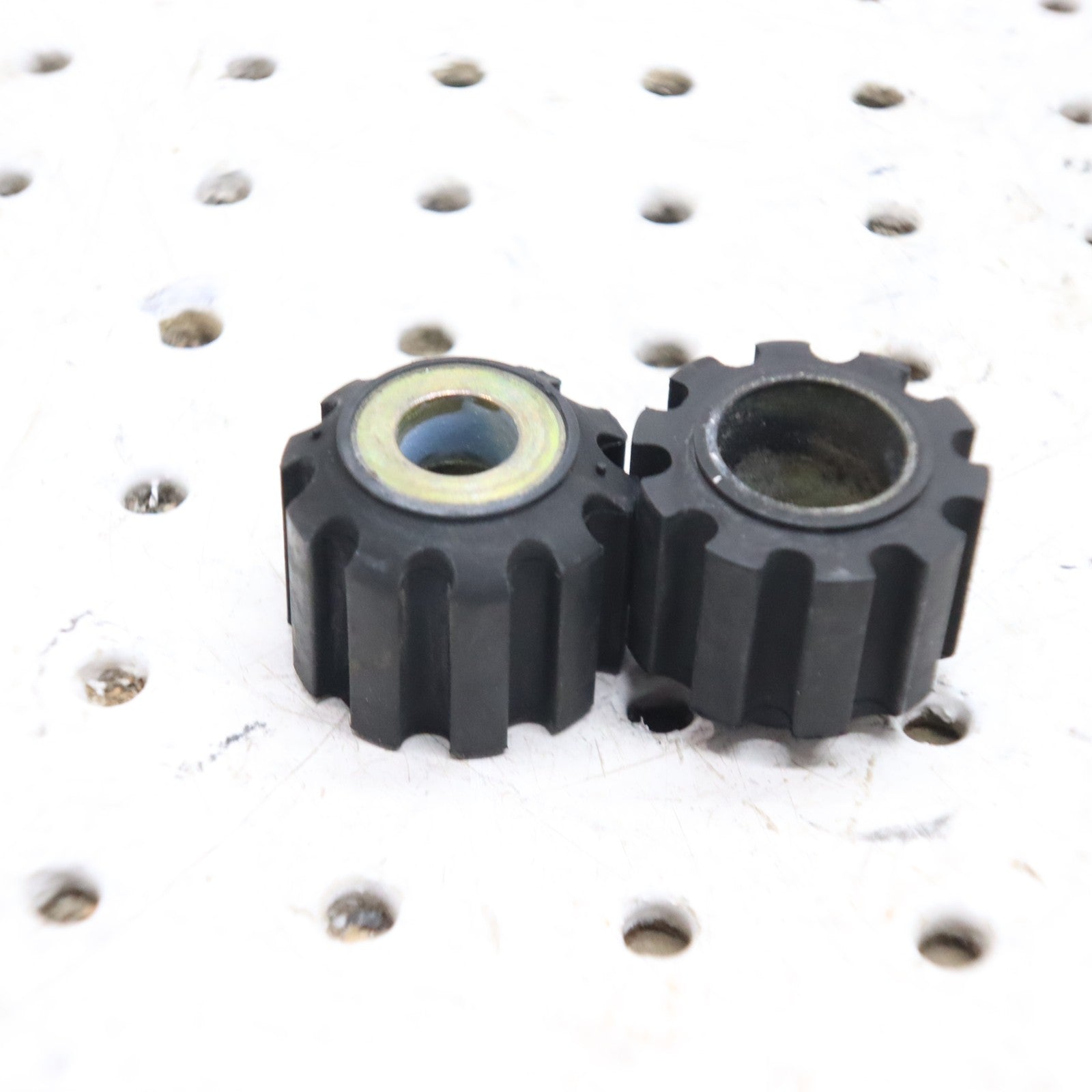 2016 Polaris Rush 800 Motor Engine Mount Rubber Damper 3022697; 3023290 QTY 2