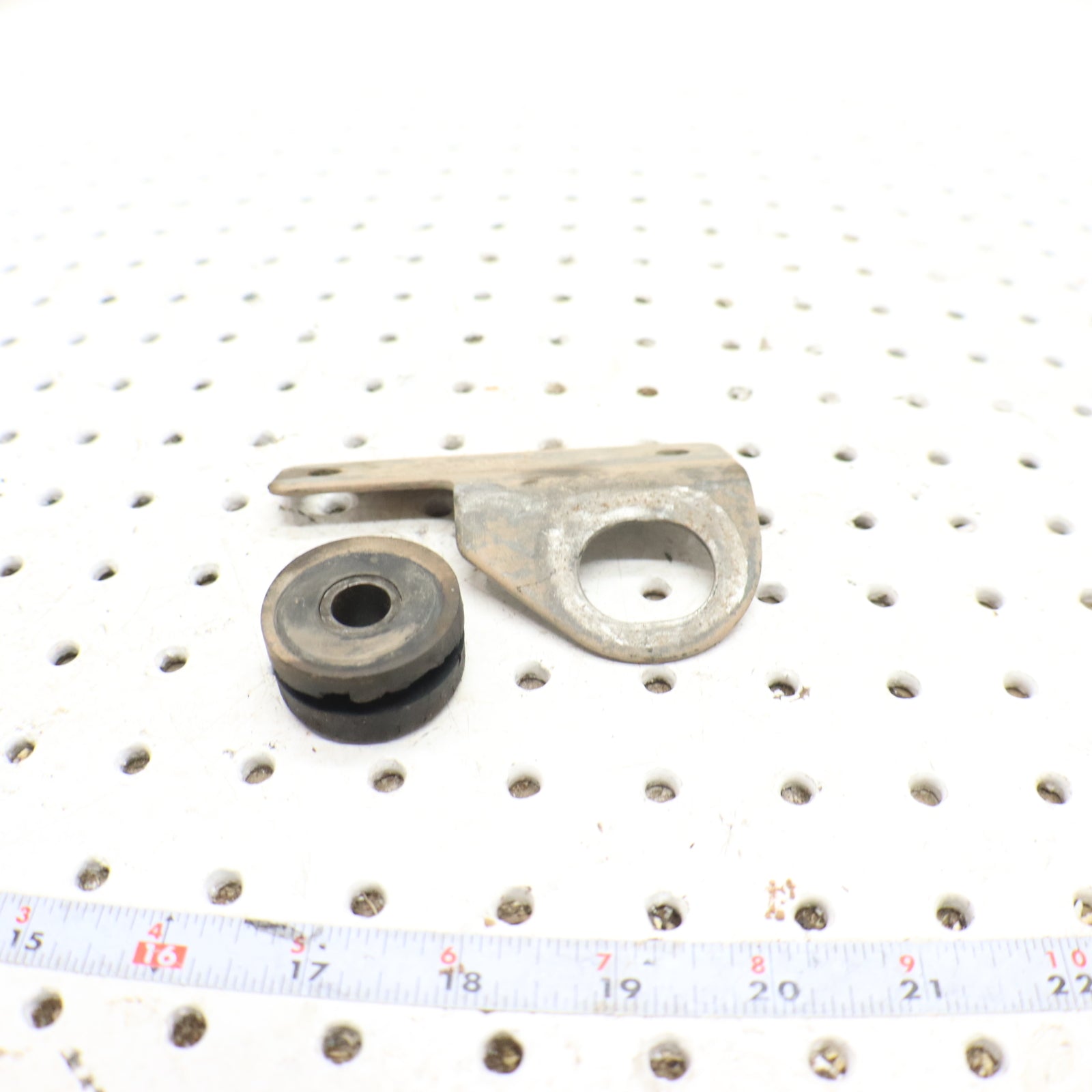 2014 Polaris Sportsman 570 Exhaust Mount Rubber Damper 5241663 5410436 5241663 