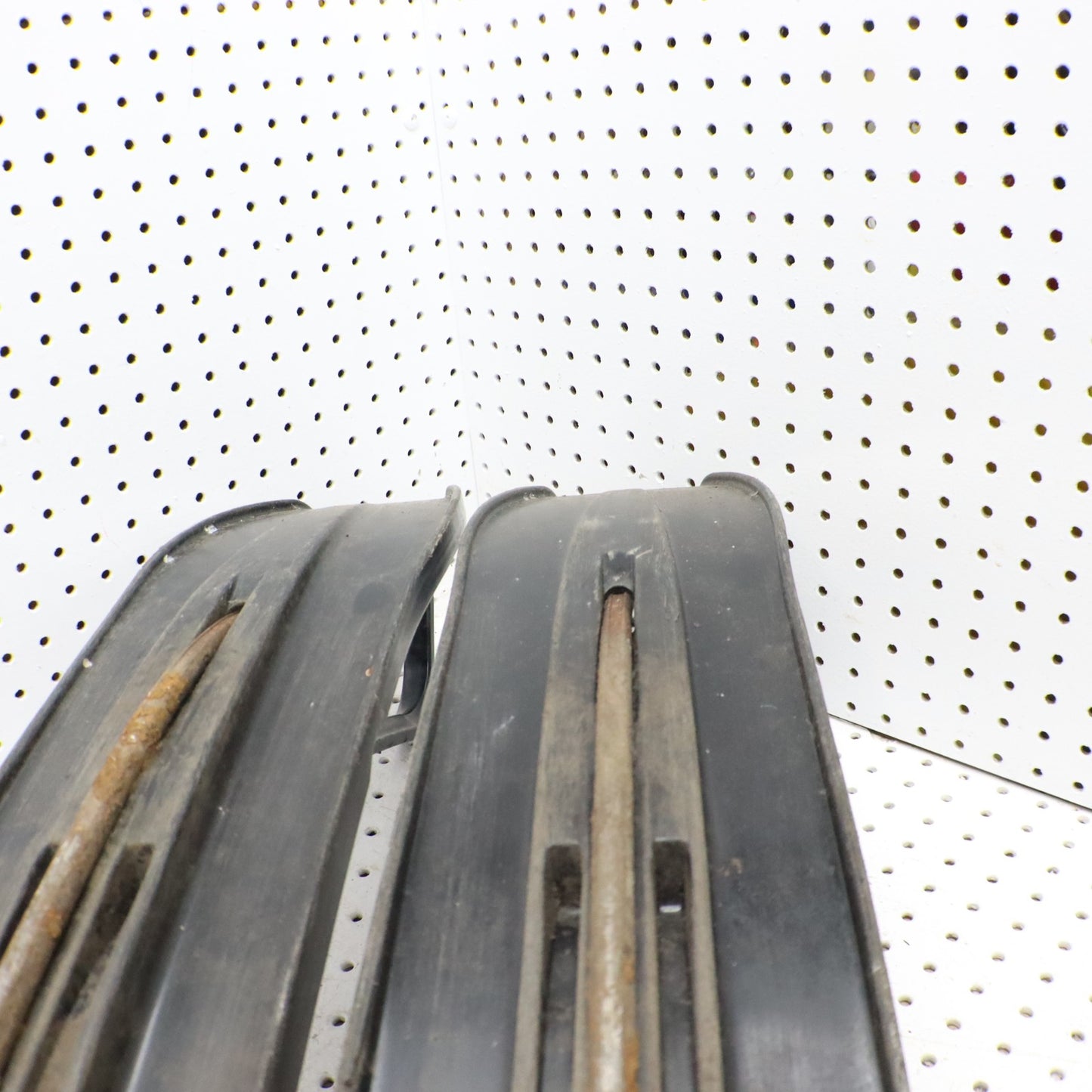 2007 Polaris Iq 600 Skis 1822933-070