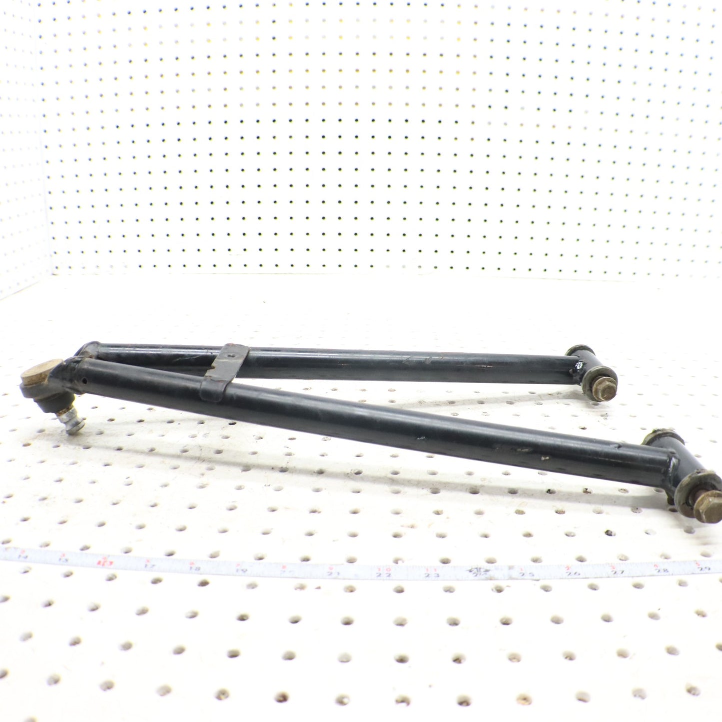 2009 Polaris Sportsman Xp 850 Front Lower Right Control Arm 1017157-067 1019811
