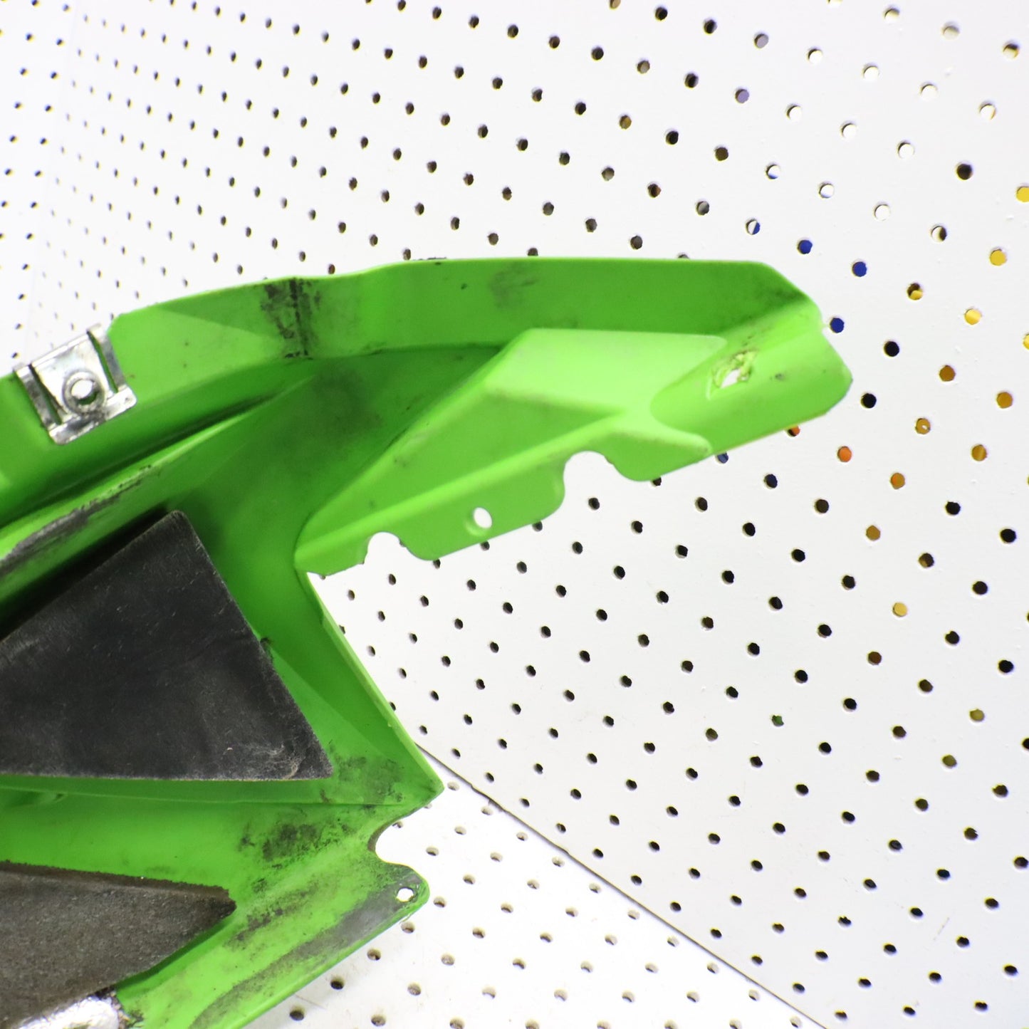 2016 Arctic Cat M8000 Fender Bellypan Right 4718-668; 4718-220