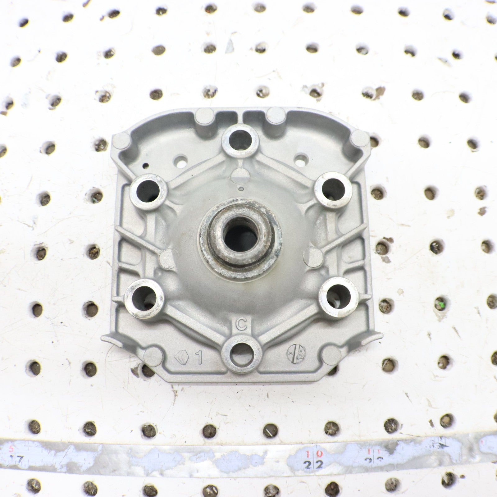 1995 Polaris Xcr 600 Cylinder Head CENTER 3084675