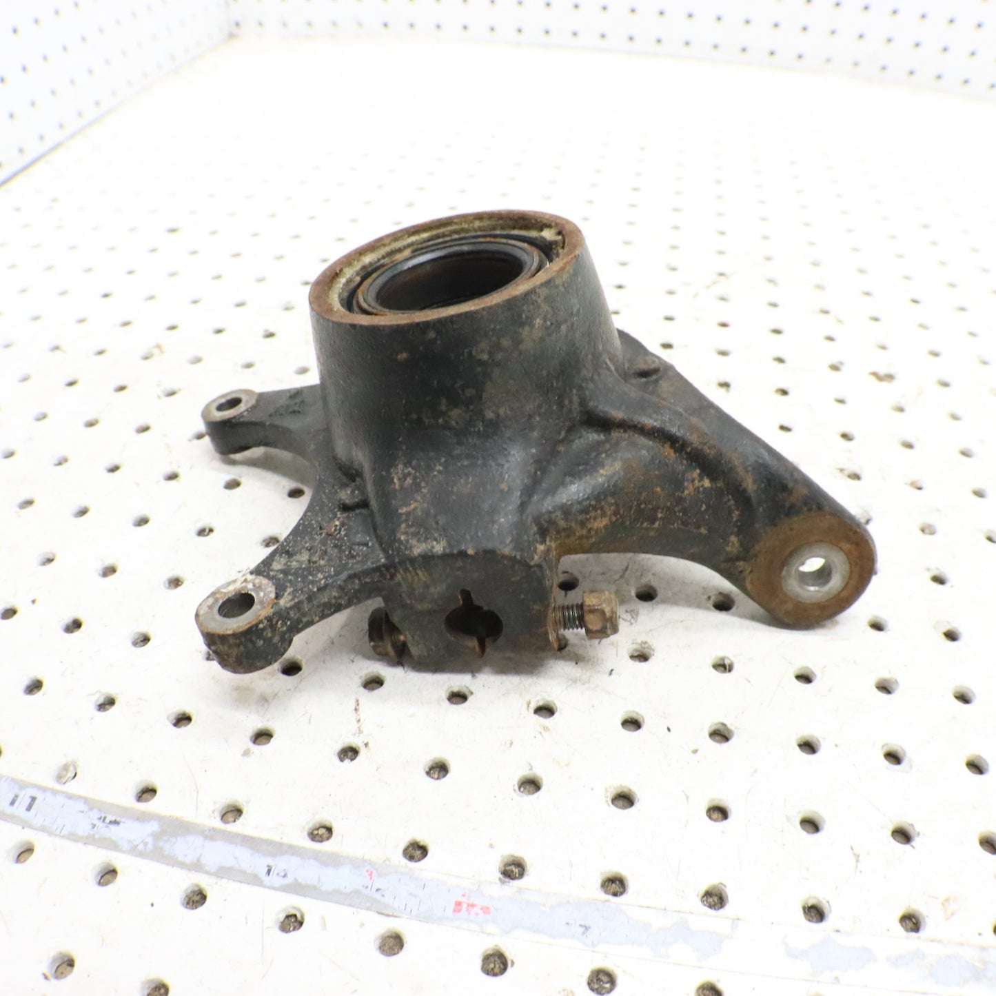 2013 Polaris Ranger 800 RIGHT Steering Knuckle 5136949