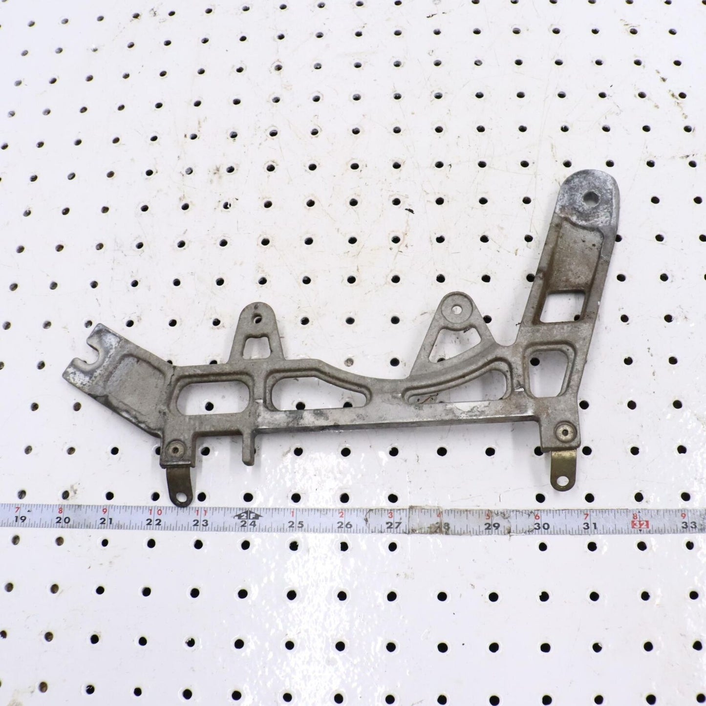 2014 POLARIS PRO RMK 800 RESONATOR MOUNT ASSEMBLY 1017804 