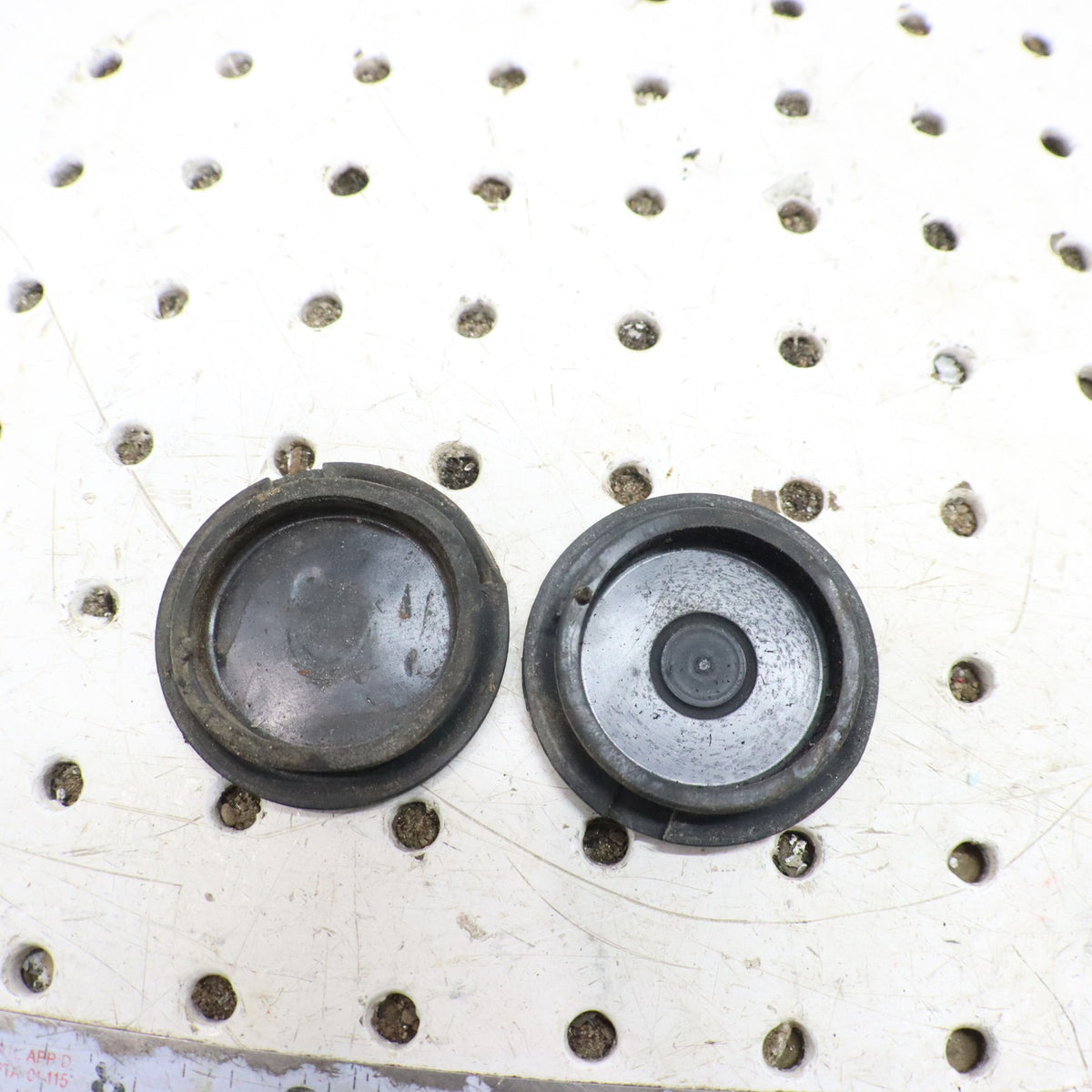 2007 Arctic Cat F6 Idler Wheel Bogie Wheel Cap QTY (2) 1604-952