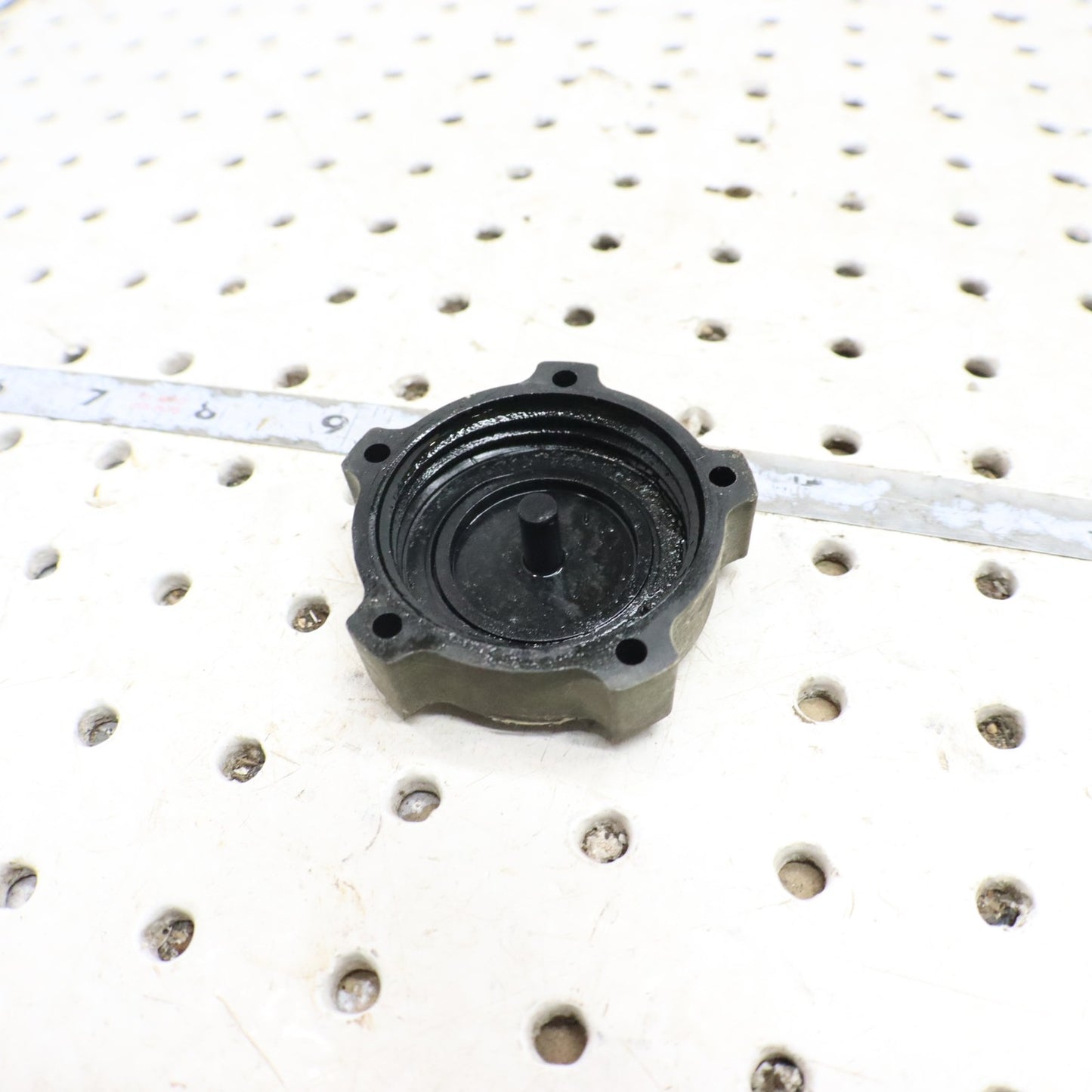 1995 Polaris Xplorer 400 Oil Fill Cap Cover Lid 5430779
