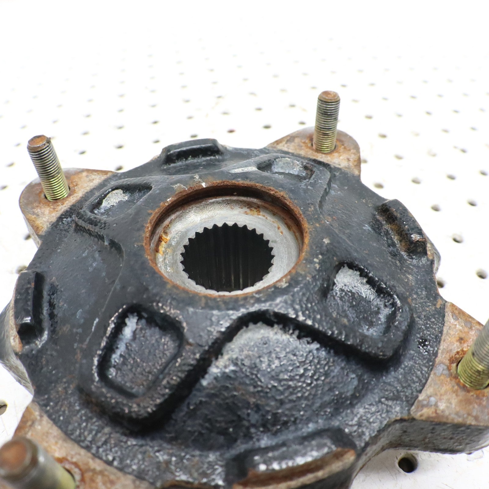 2013 Polaris Ranger 800 Front Wheel Hub 5137659-067