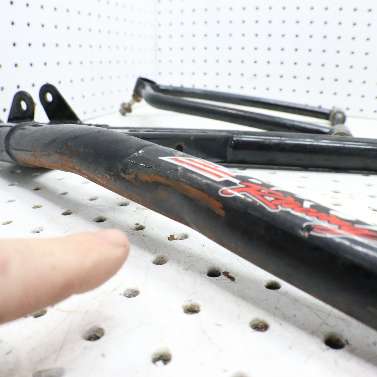 2017 Polaris Pro Rmk 800 Zbroz A Arms K69-0640-0