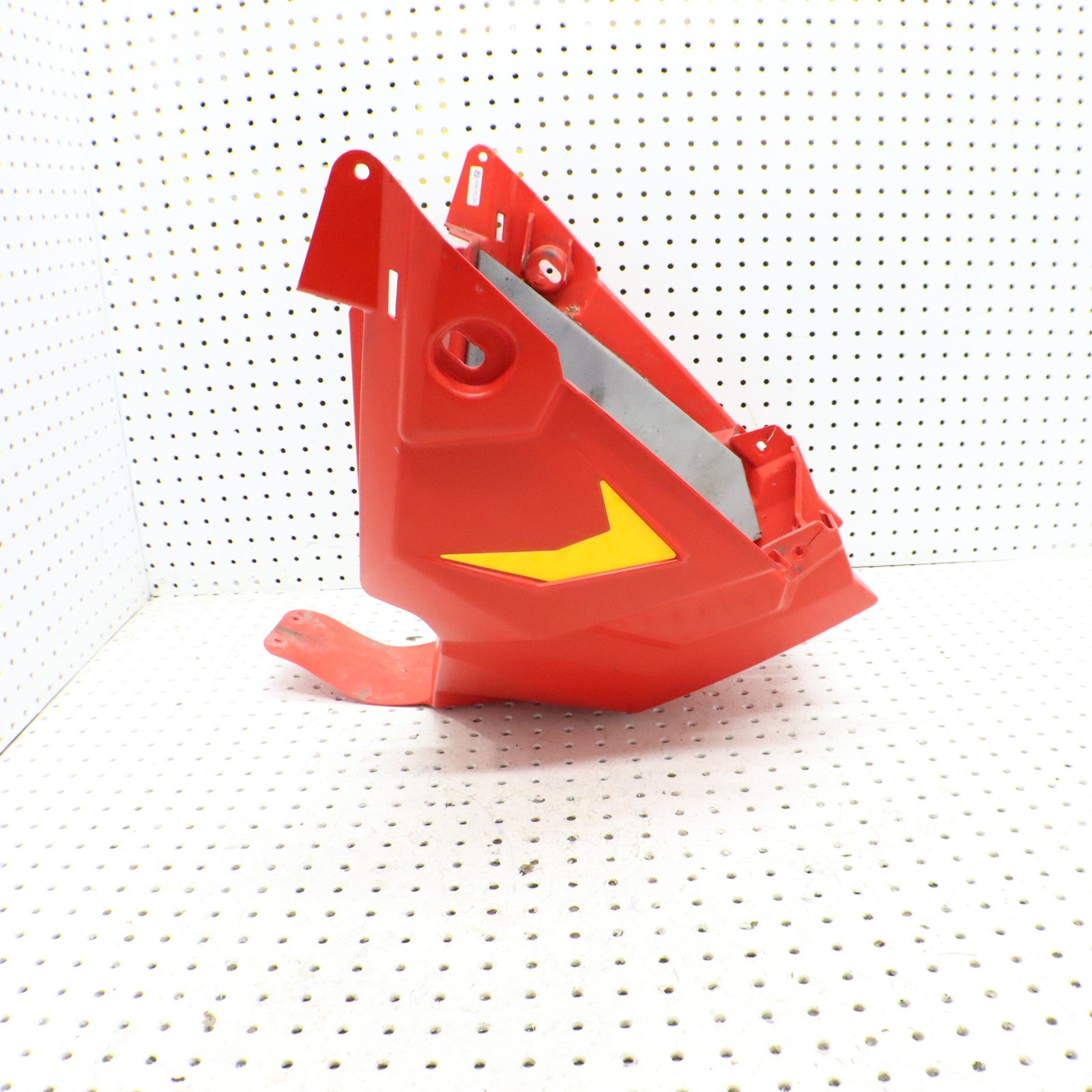 2016 Polaris Rush 800 Nosepan Nose Pan RED 2635745-293; 2640175-293