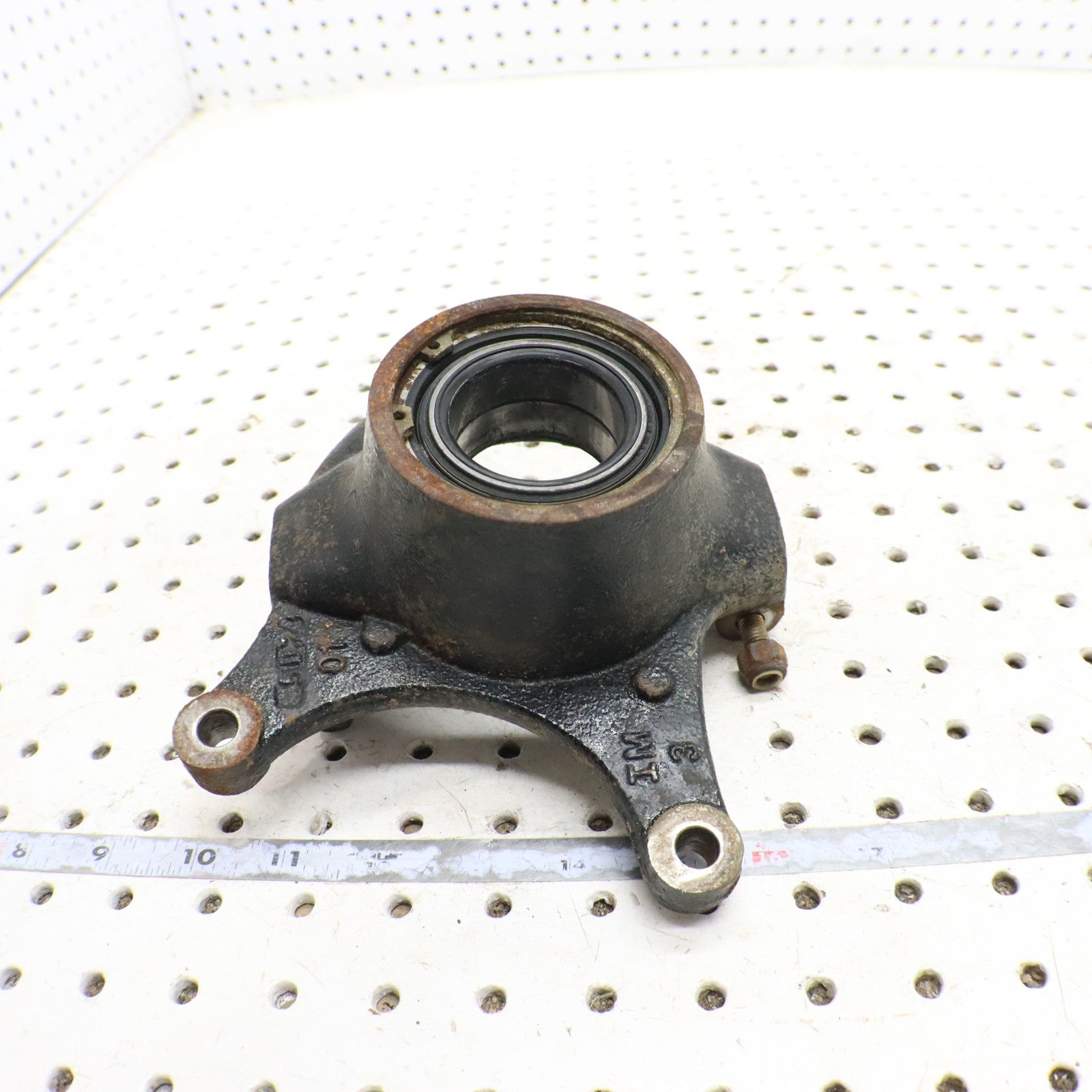 2013 Polaris Ranger 800 Steering Knuckle LEFT 5136948