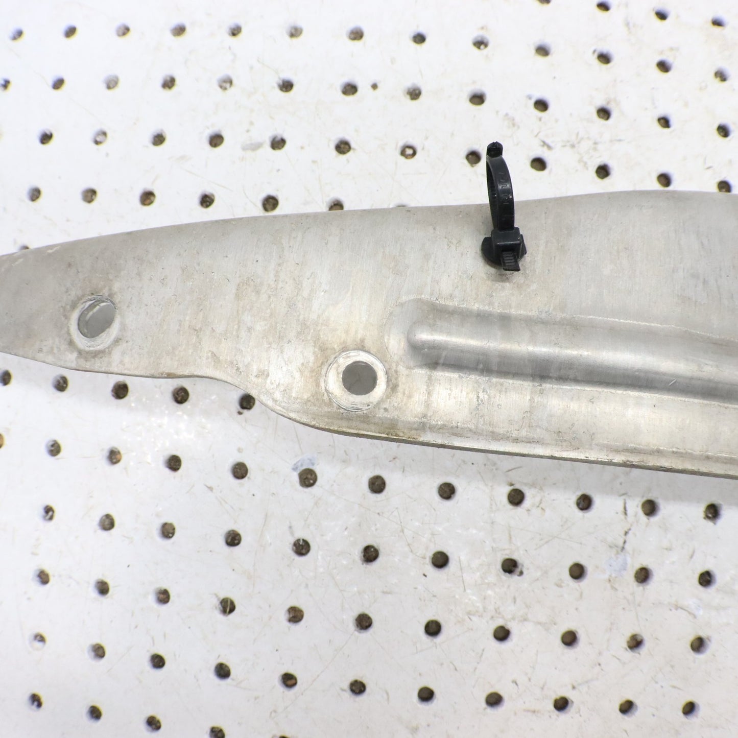 2009 Arctic Cat Crossfire R 8 BRACE, SIDE PLATE LH 3706-921; 4606-083