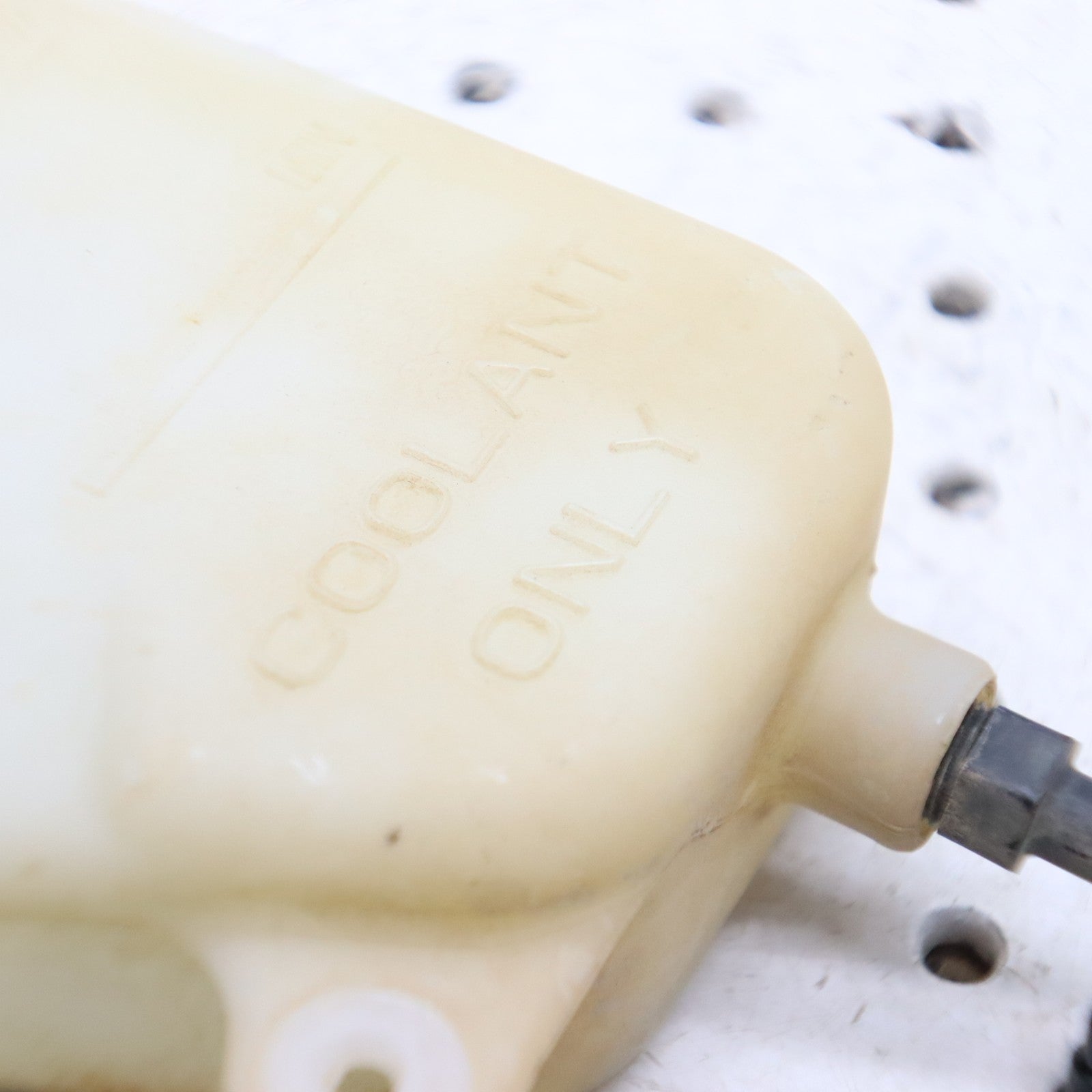 2009 Polaris Rzr 800 Coolant Tank Surge Bottle 5436936