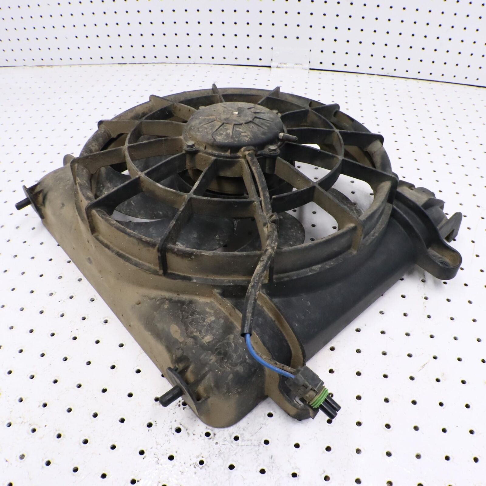 2013 POLARIS RANGER XP 900 ENGINE RADIATOR COOLING FAN MOTOR 2411816 