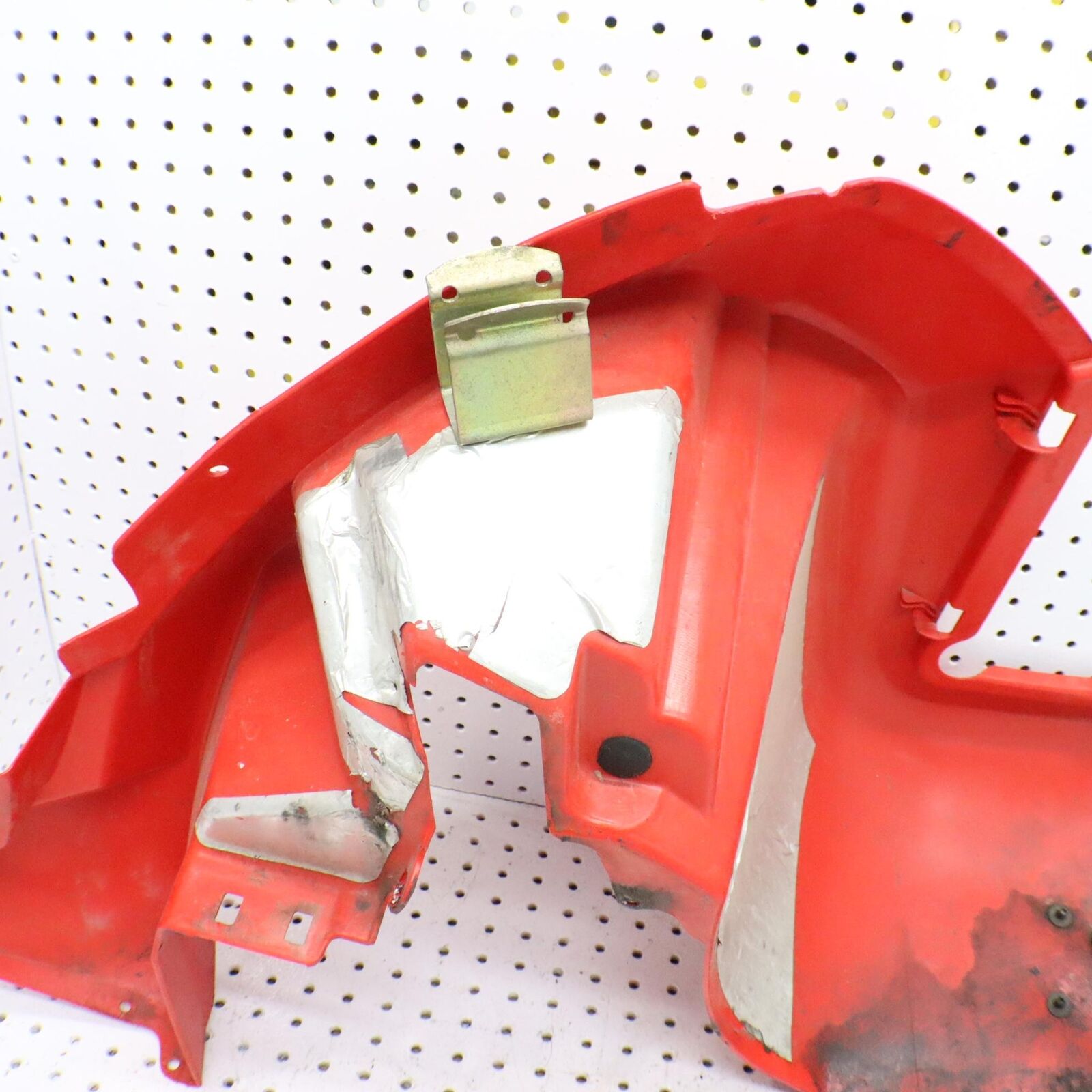 2006 POLARIS FUSION 700 BELLYPAN RIGHT BELLY PAN 2633004-293