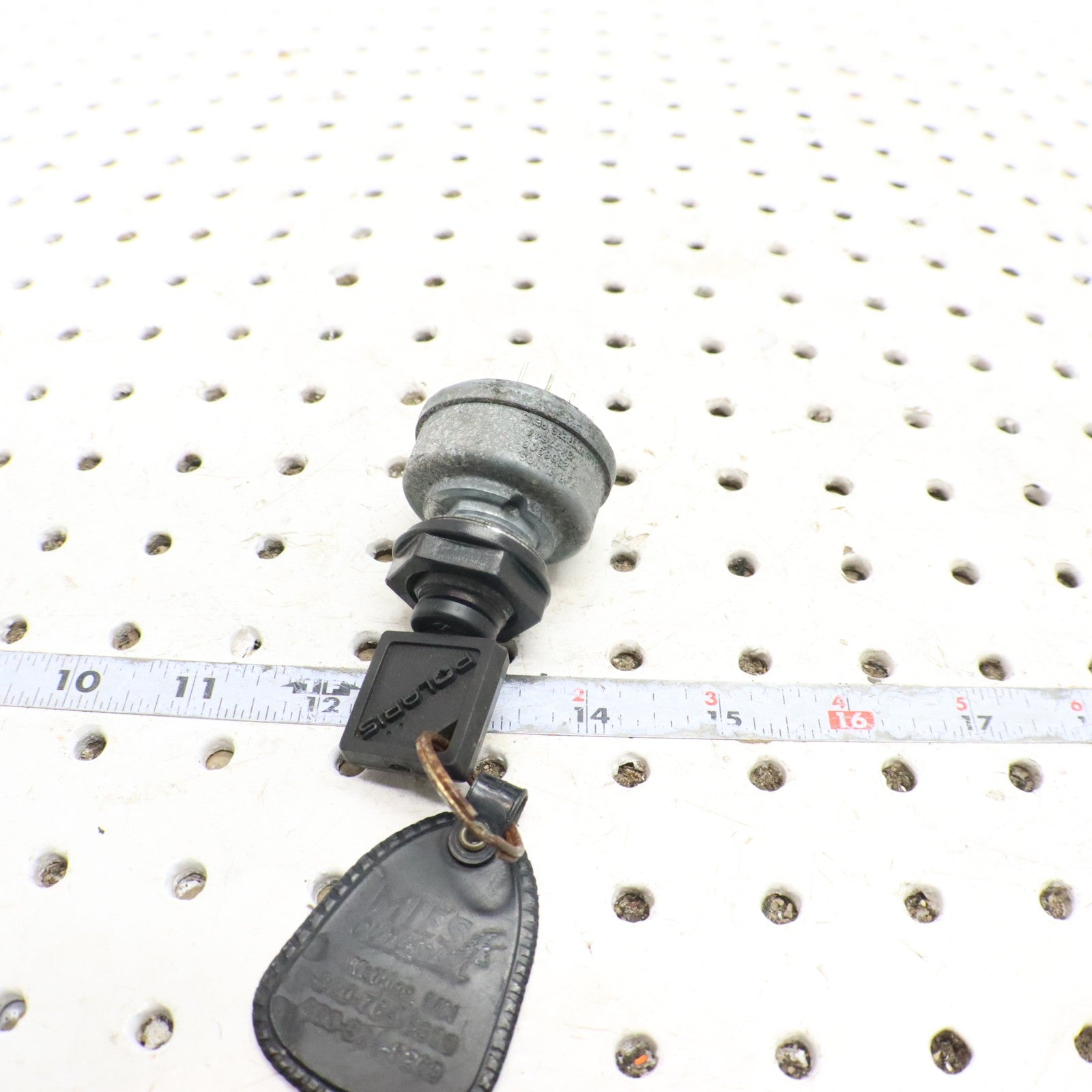 2007 Polaris Iq 600 Ignition Key Switch 2200358; 2205055