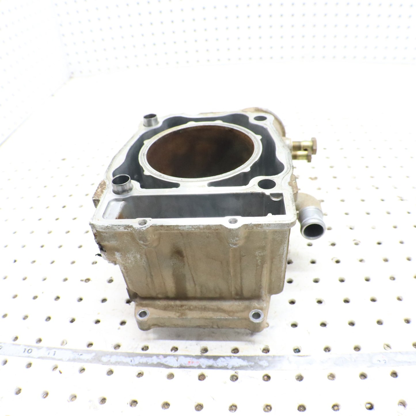 2004 Polaris Sportsman 500 Cylinder 3089256 NEEDS BORE JOB