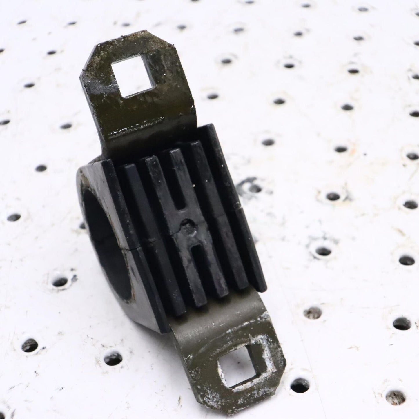 2013 POLARIS SPORTSMAN 550 STEERING POST BUSHING 5249143 5259997 5438904