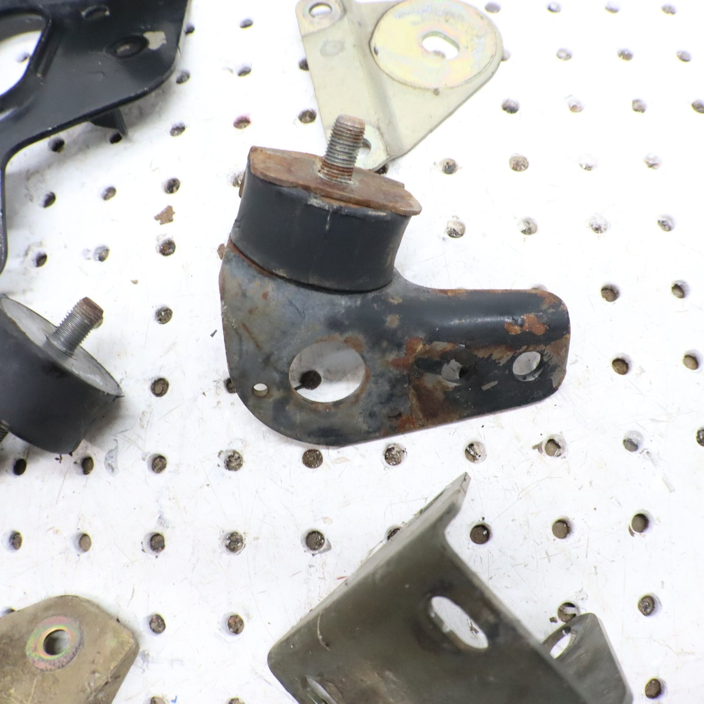2008 Polaris Sportsman 800 Engine Motor Mounts 5244771-067 1013134-067 5247368 