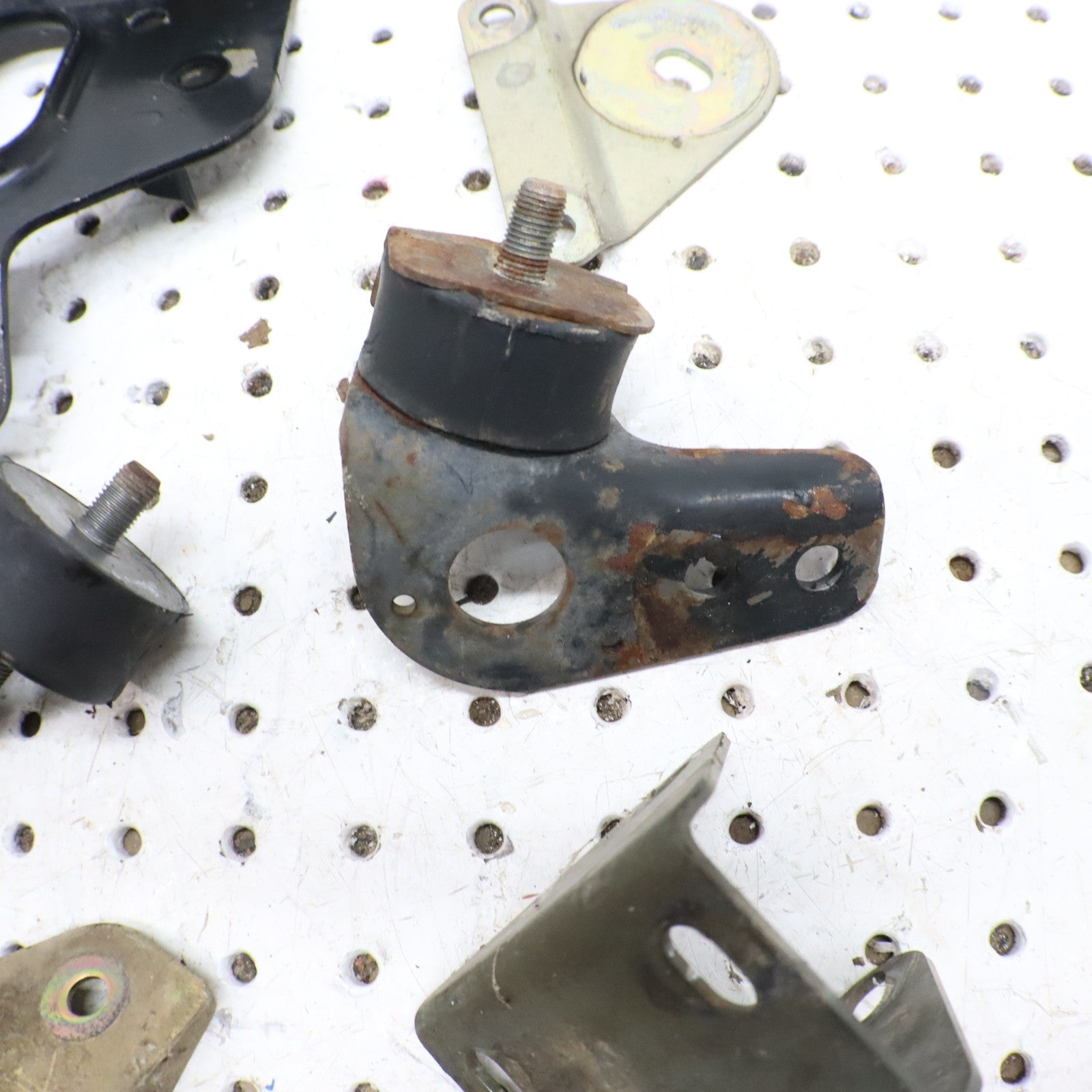 2008 Polaris Sportsman 800 Engine Motor Mounts 5244771-067 1013134-067 5247368 
