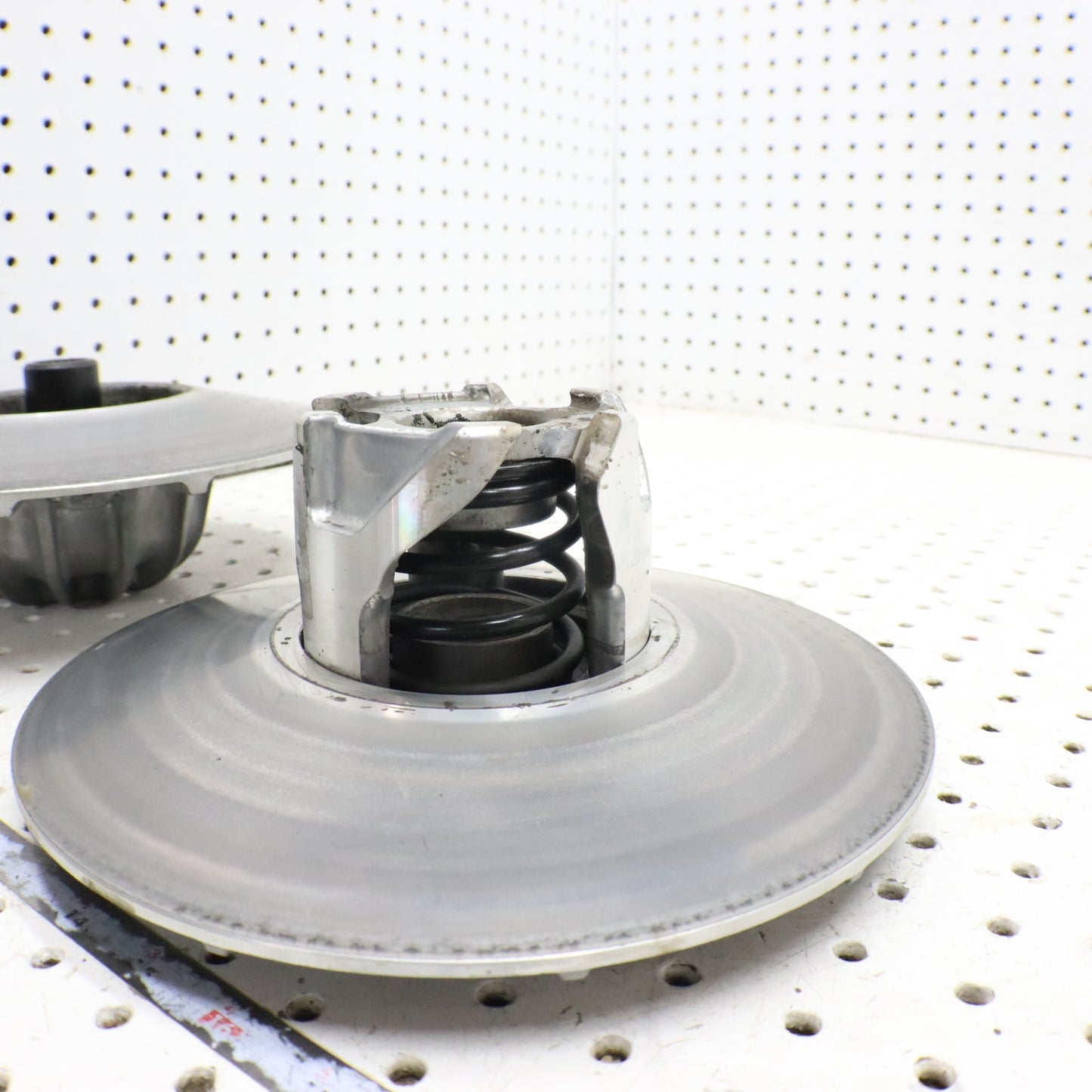 2024 Polaris Sportsman 570 Efi Eps Driven Secondary Clutch 1323610 1323719