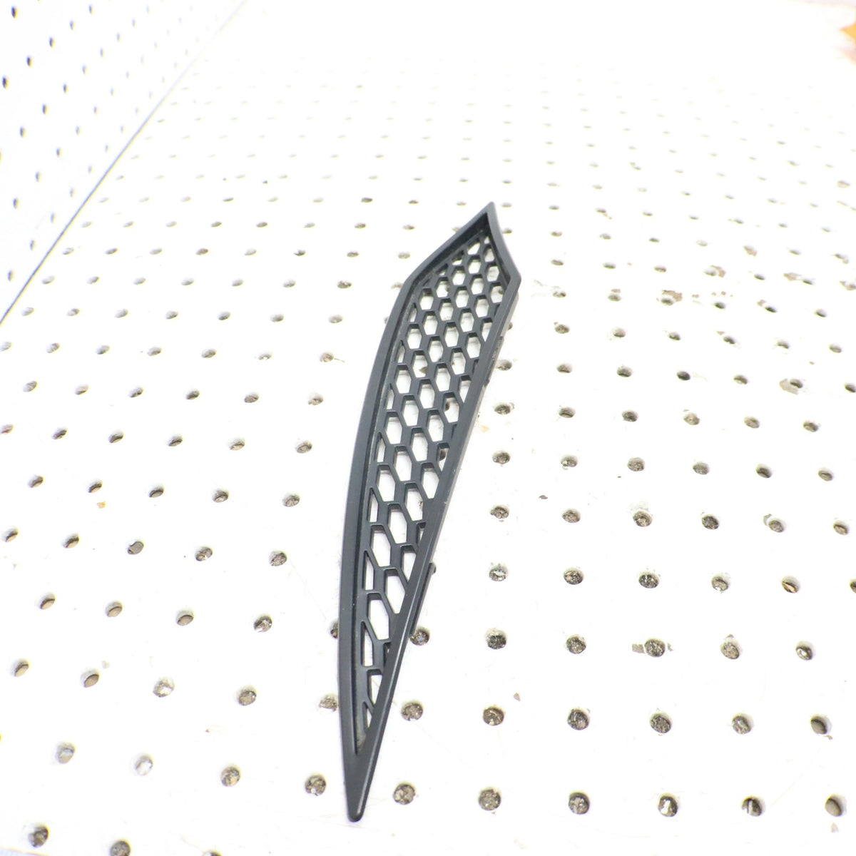 2007 Arctic Cat F6 Vent, Hood Screen Inner Right Hand Mold (Black) 4606-614