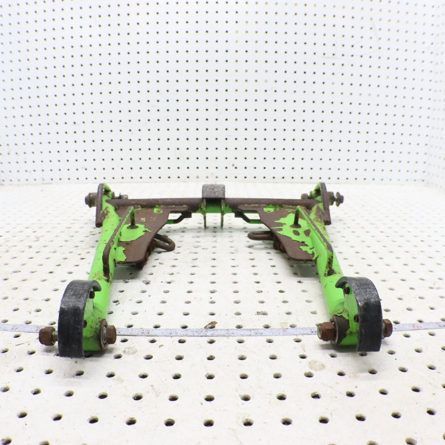  ARCTIC CAT ZR 600 REAR BACK SUSPENSION FRONT TORQUE PIVOT ARM 0704-345