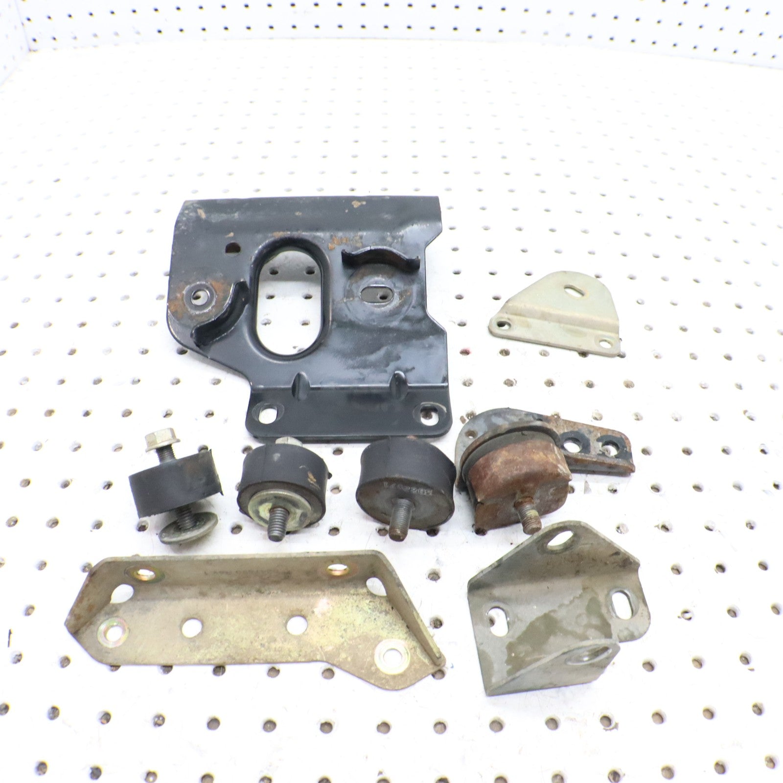 2008 Polaris Sportsman 800 Engine Motor Mounts 5244771-067 1013134-067 5247368 