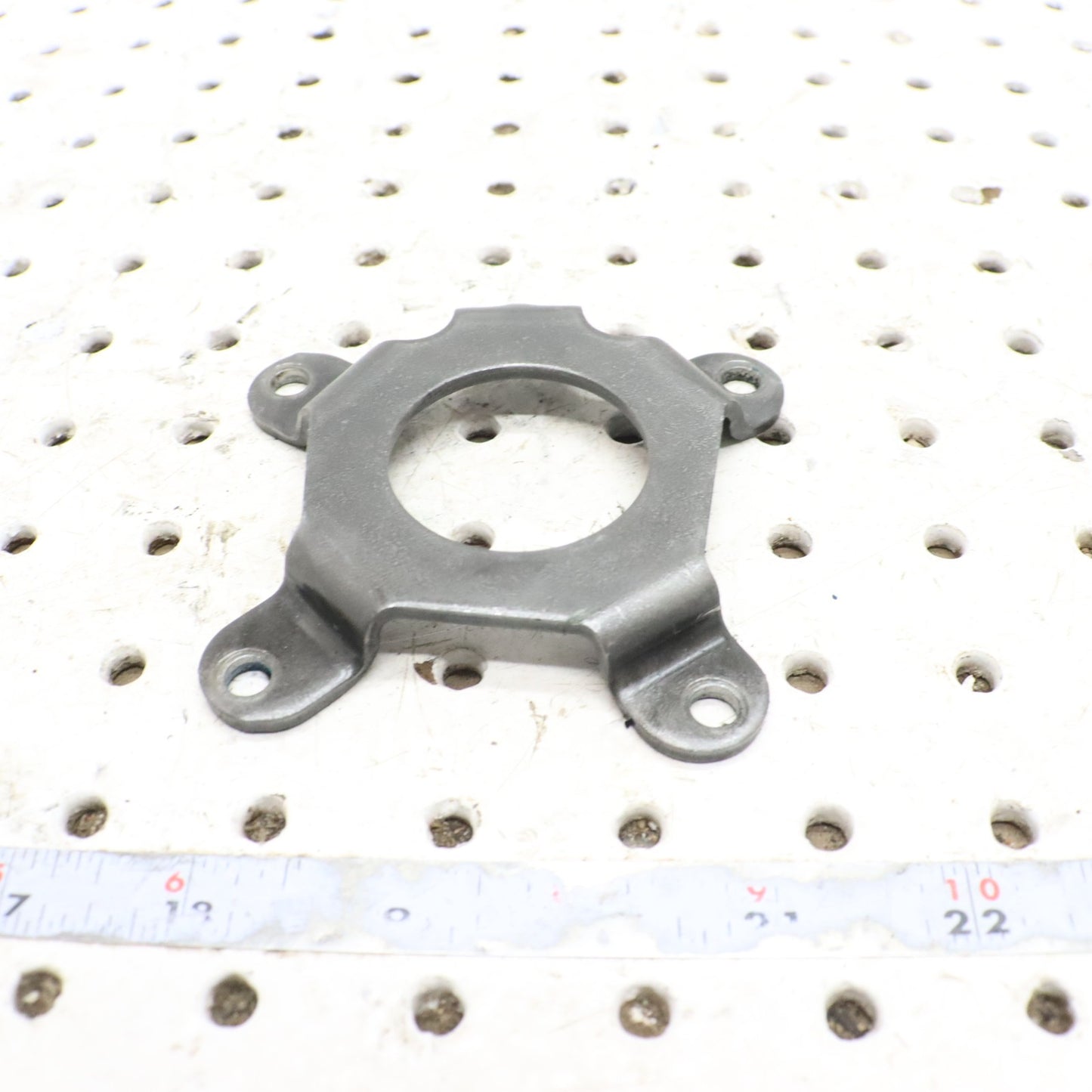 2009 Polaris Sportsman 800 Transmission Gearcase Bearing Cover Retianer 3234122