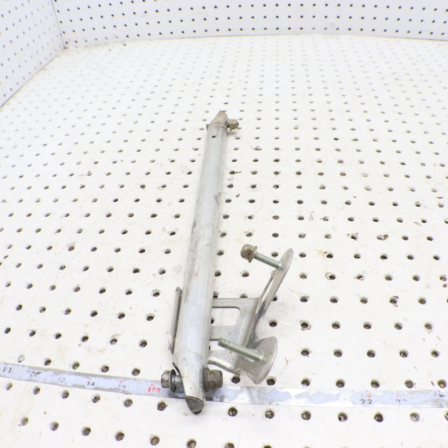 2016 Arctic Cat M8000 Frame Tube Brace Support, Shock Mount Bracket 1607-351