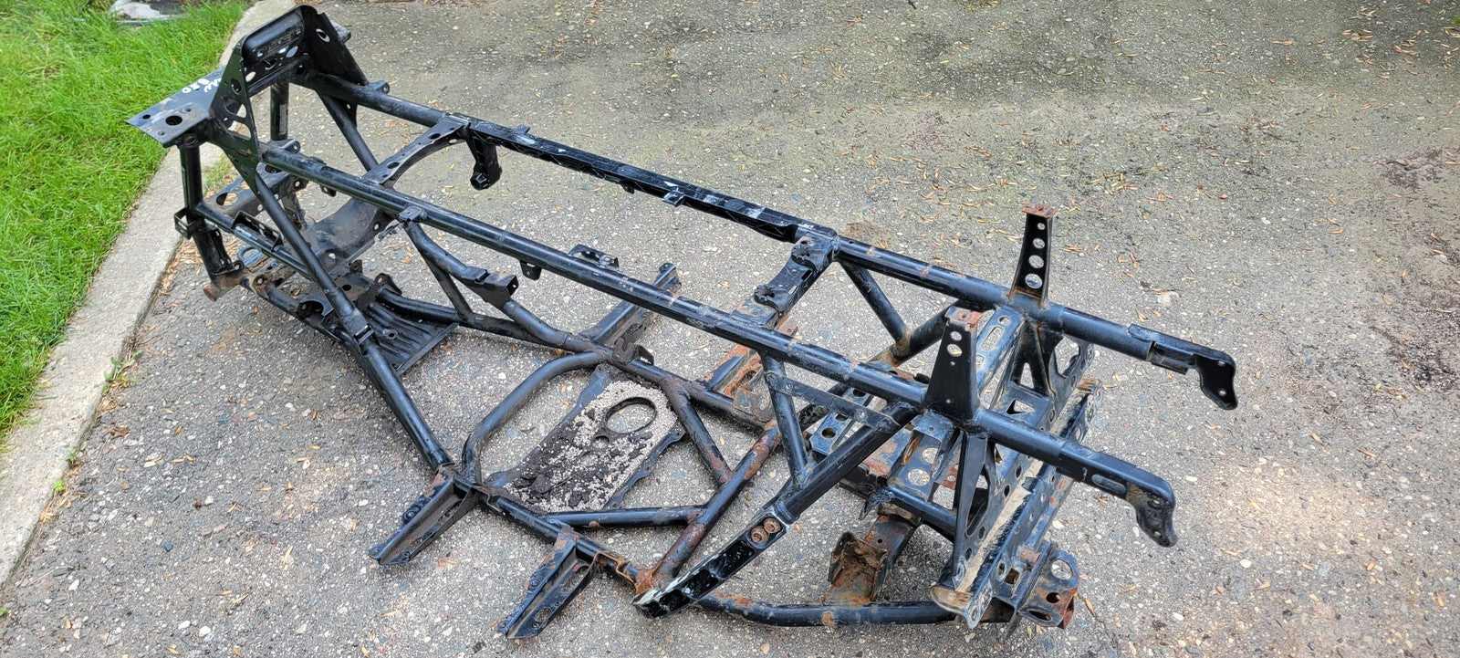 2009 Polaris Sportsman Xp 850 Frame Chassis 1016700-067