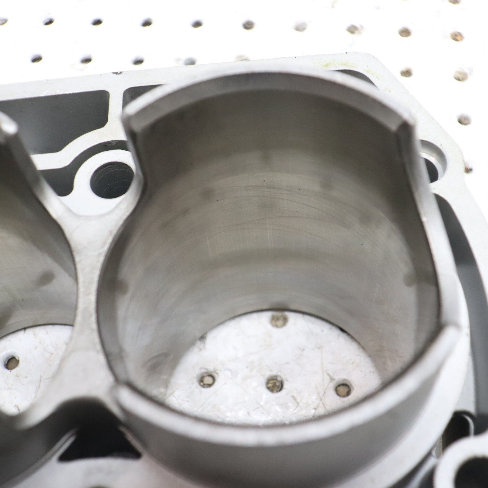 2009 Polaris Rzr 800 Cylinder Jug 2203911
