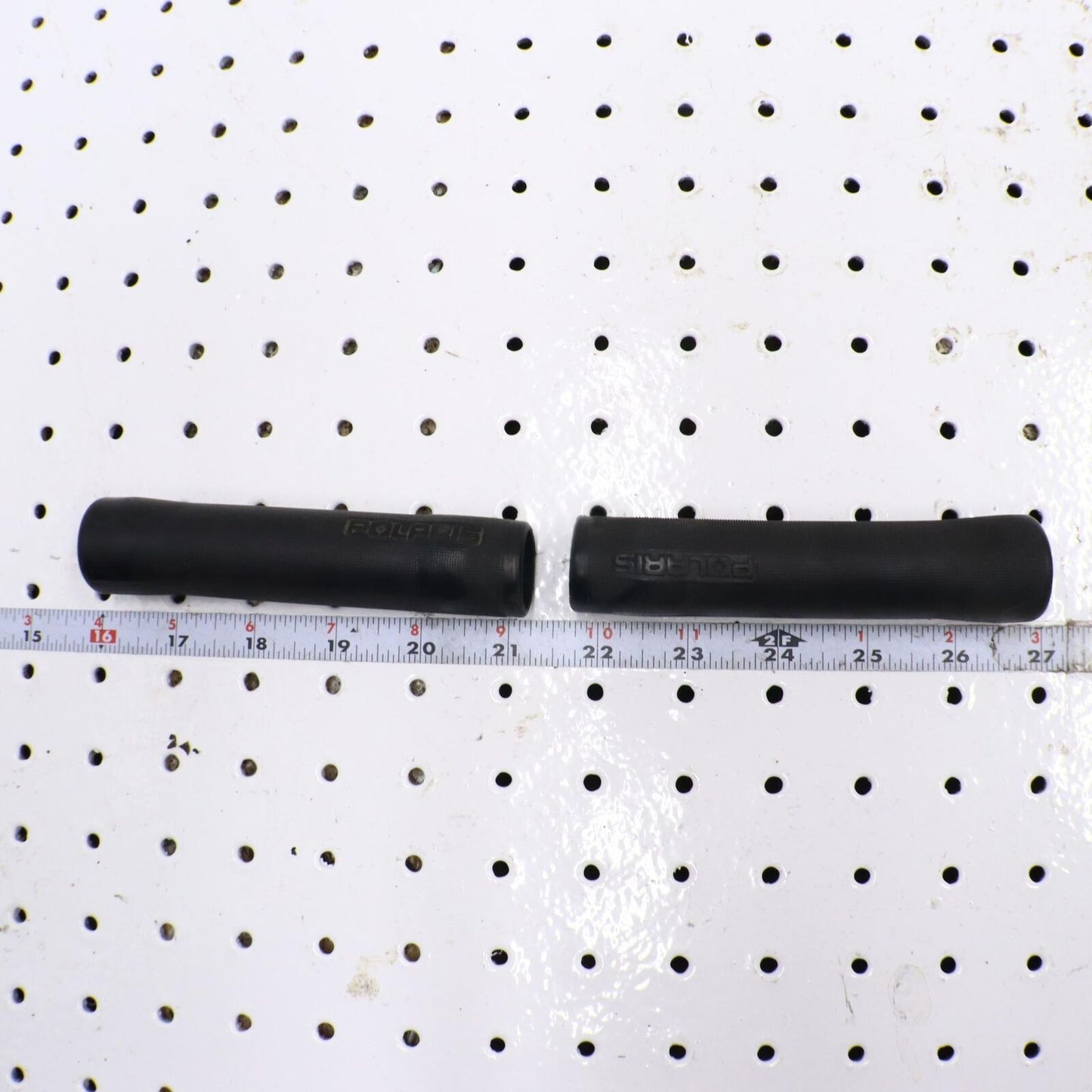 2006 POLARIS FUSION 700 HANDLEBAR GRIPS 5434715-070; 5452127-070