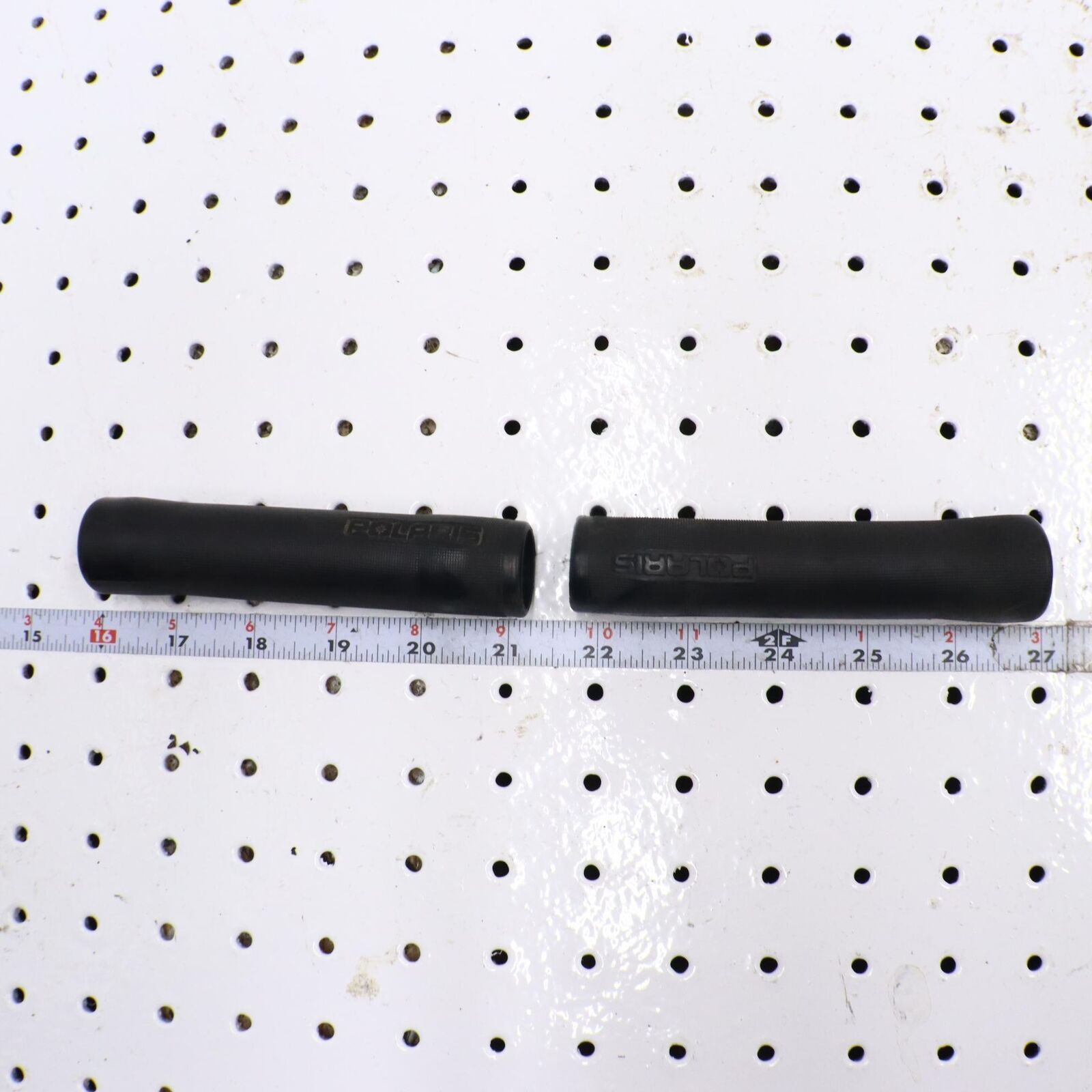 2006 POLARIS FUSION 700 HANDLEBAR GRIPS 5434715-070; 5452127-070