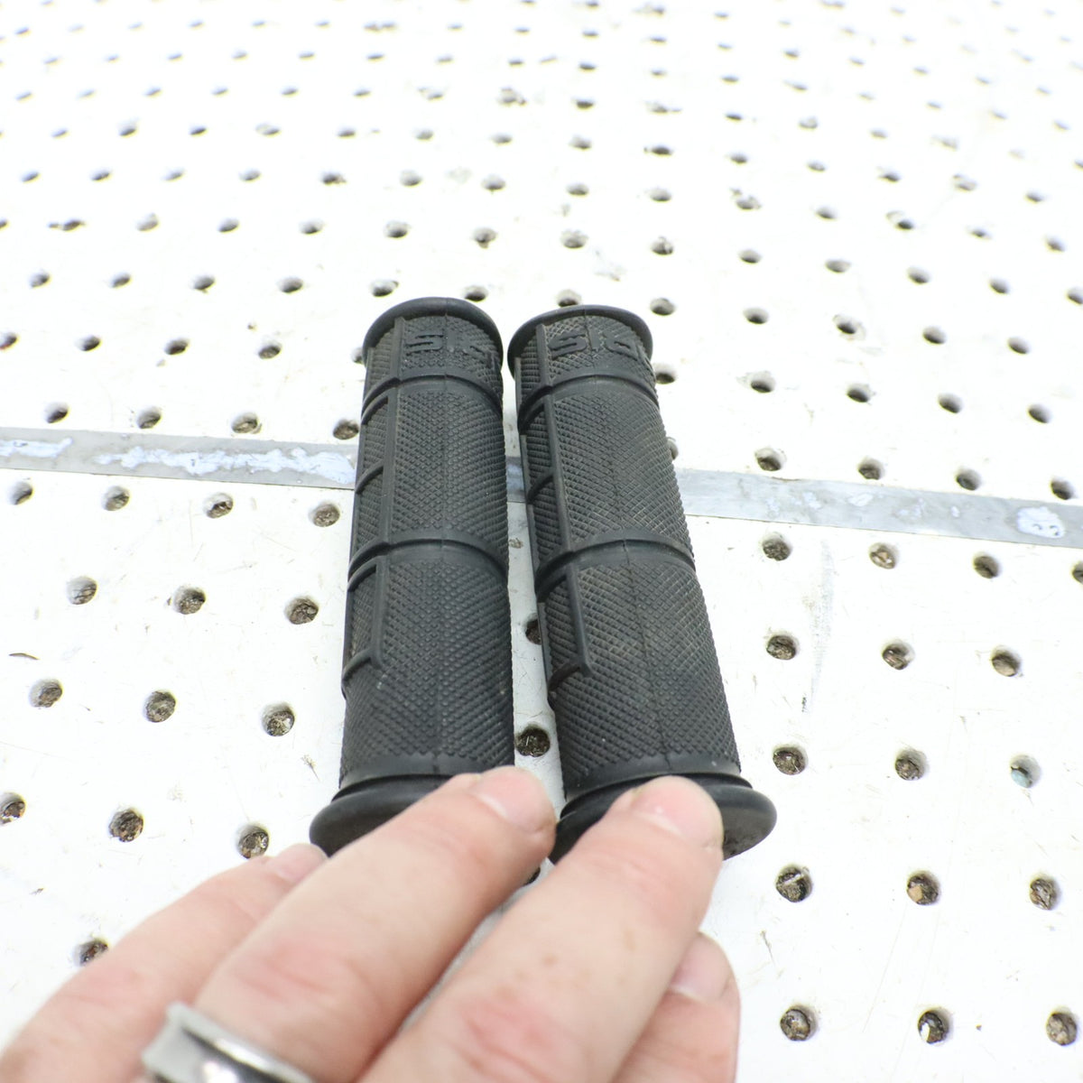 2017 Polaris Sportsman 450 Handlebar Grips 5413578-070