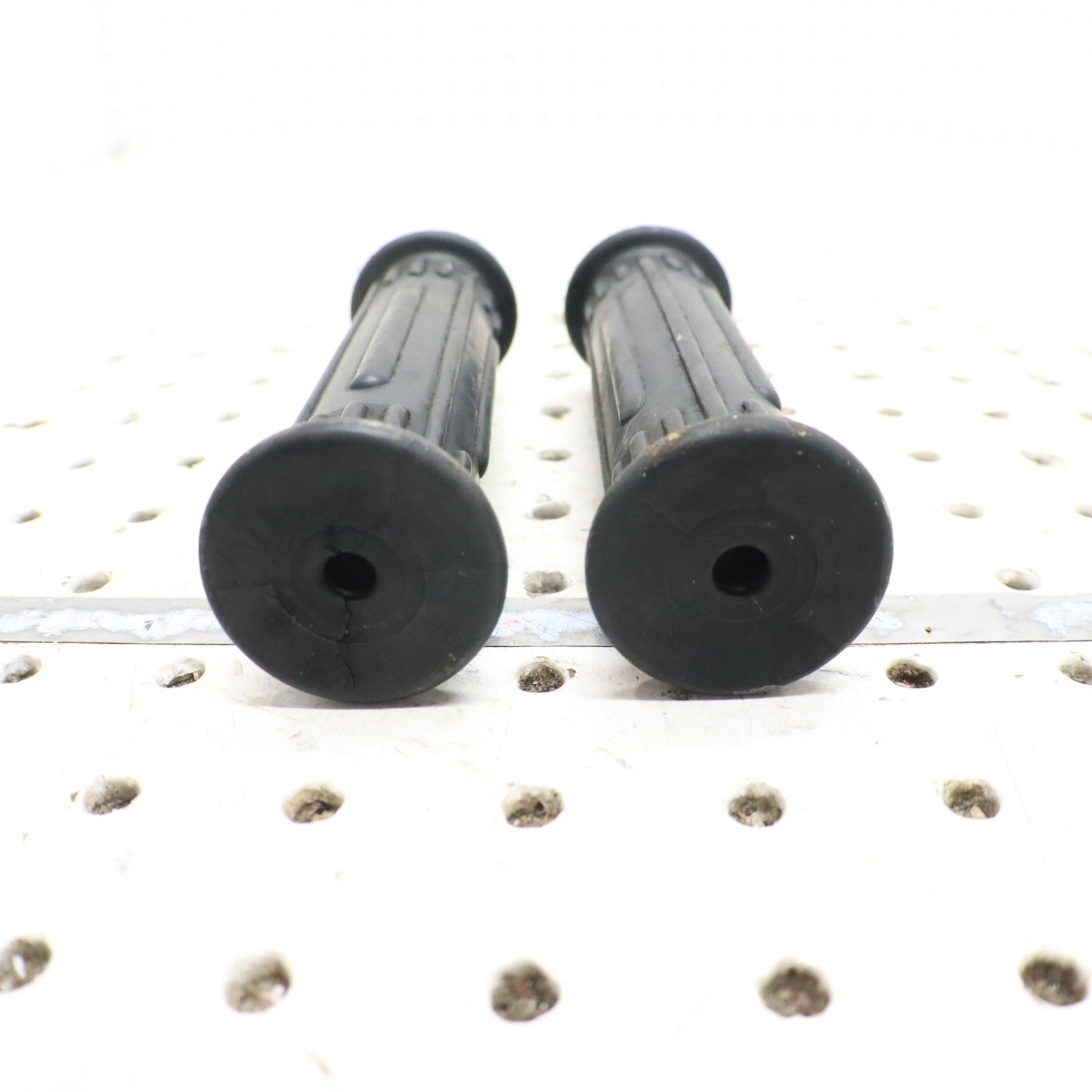 2004 Polaris Sportsman 500 Handlebar Grips 5433834-070