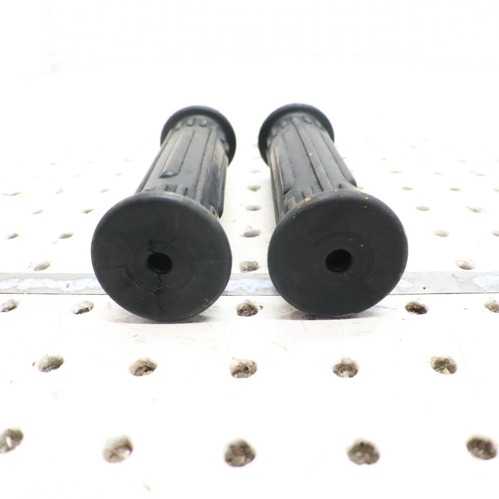 2004 Polaris Sportsman 500 Handlebar Grips 5433834-070