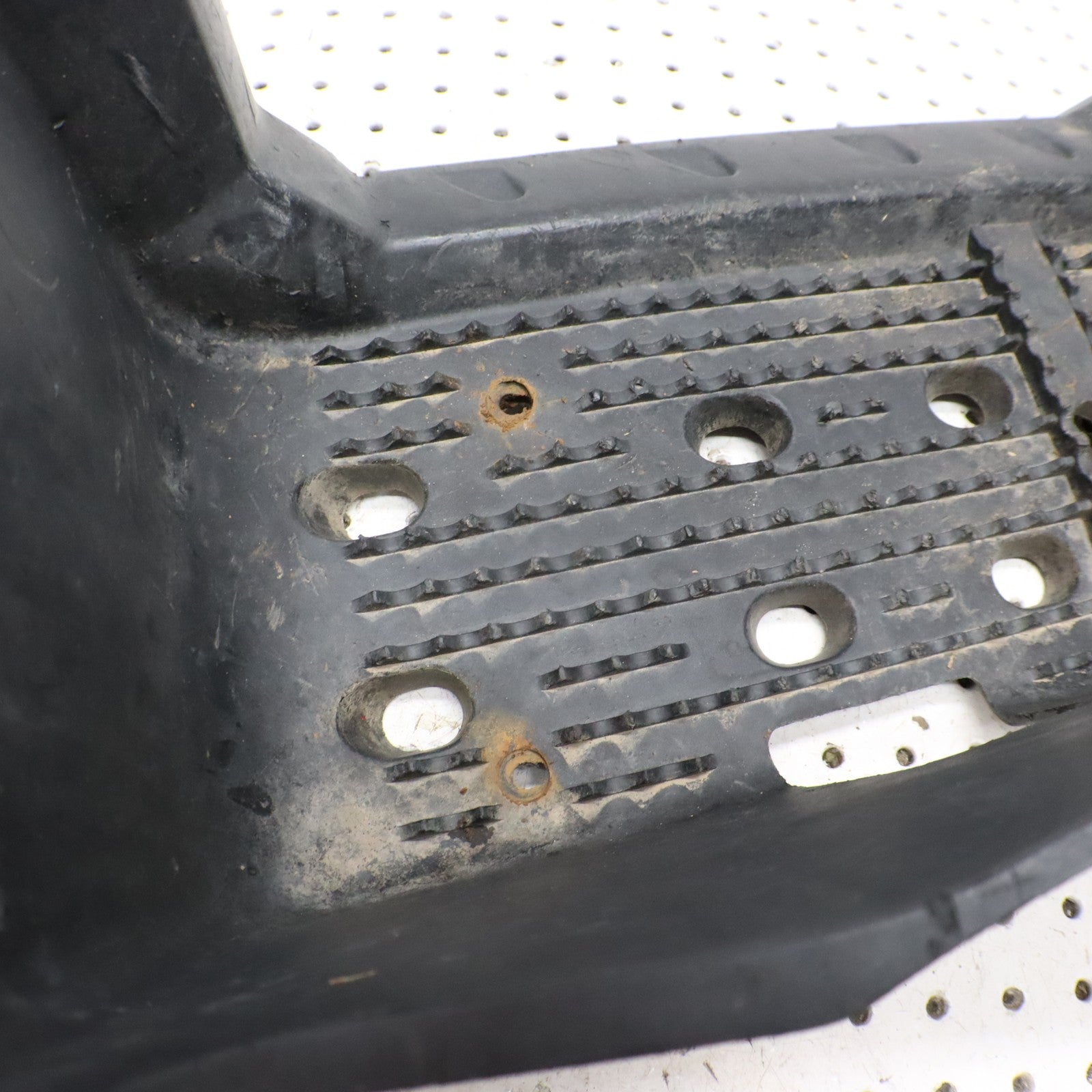 2012 Polaris Sportsman 500 Right Footwell Step Stand Footrest 5436932-070