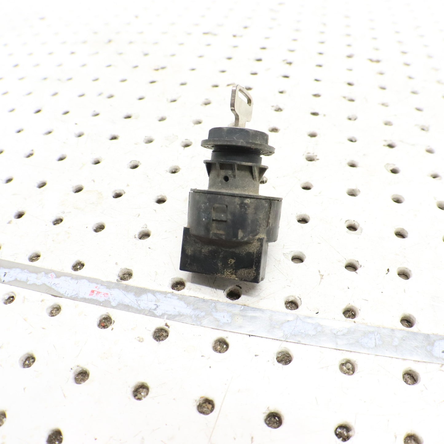 2003 Polaris Sportsman 600 Ignition Key Switch 4010390; 4083589