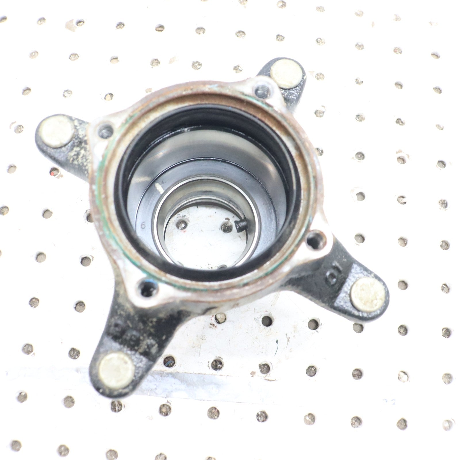 1998 Polaris Xplorer 400l Wheel Hub 1520243; 2202595 