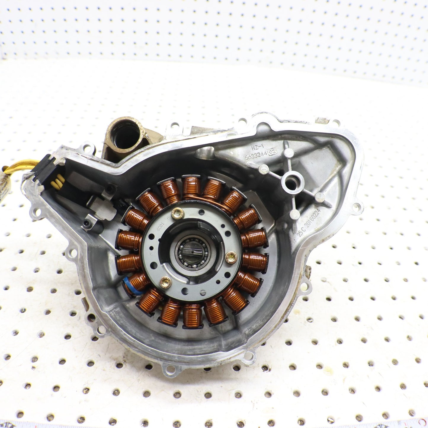 2016 Polaris Sportsman Sp 570 Stator Cover Waterpump 2205170; 3022724; 4014839